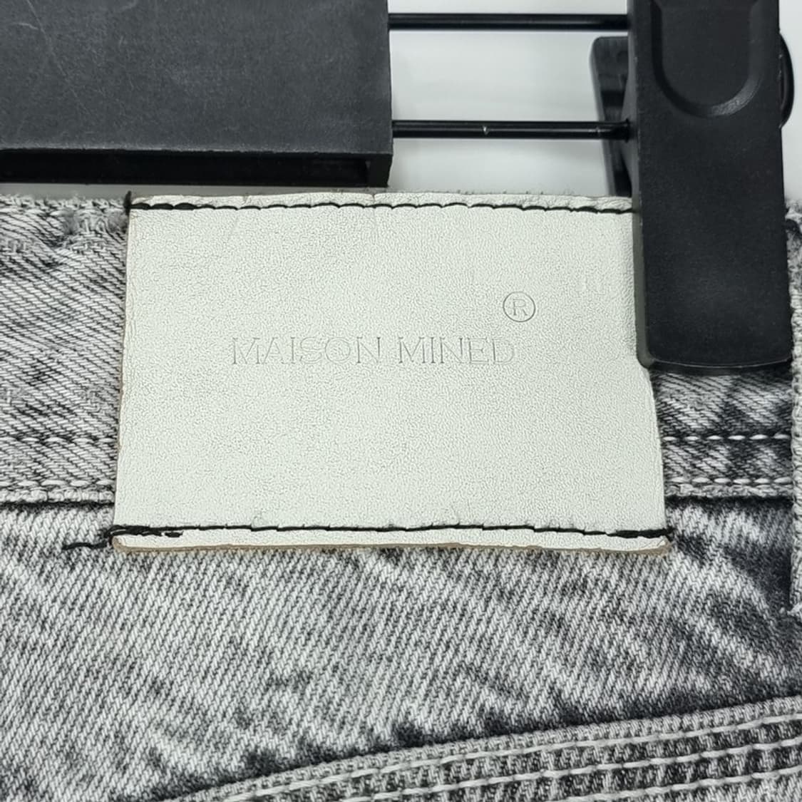 [메종미네드] 스턴 워싱 루즈핏 데님 카펜터 팬츠 M17458 상품이미지6