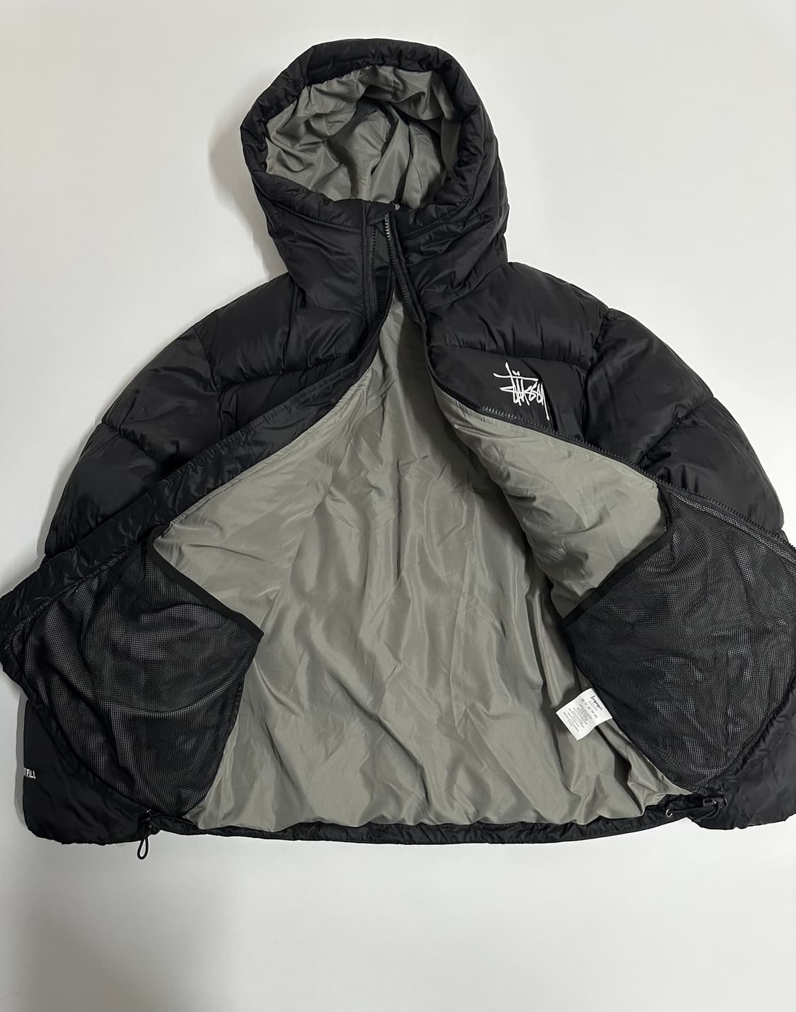 스투시 800필 파워 블랙 패딩 L 상품이미지3