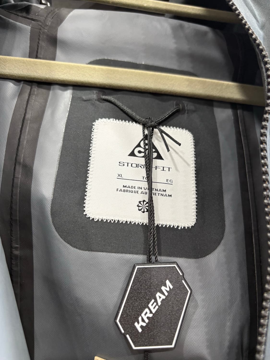 나이키 ACG 스톰핏 ADV 케스케이드 레인 풀 집 쉘 자켓 XL 상품이미지3