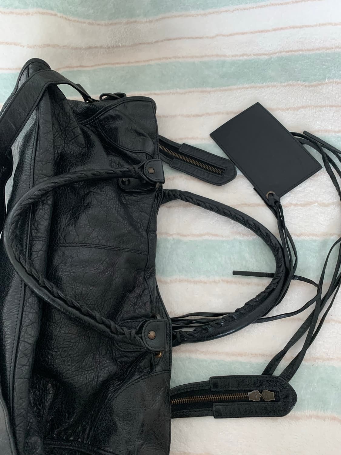 발렌시아가 시티백 모터백 라지 블랙 상품이미지9