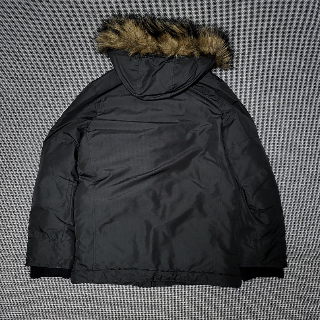 아베크롬비 앤 피치 라쿤 패딩 점퍼 블랙 (S오버) 상품이미지3