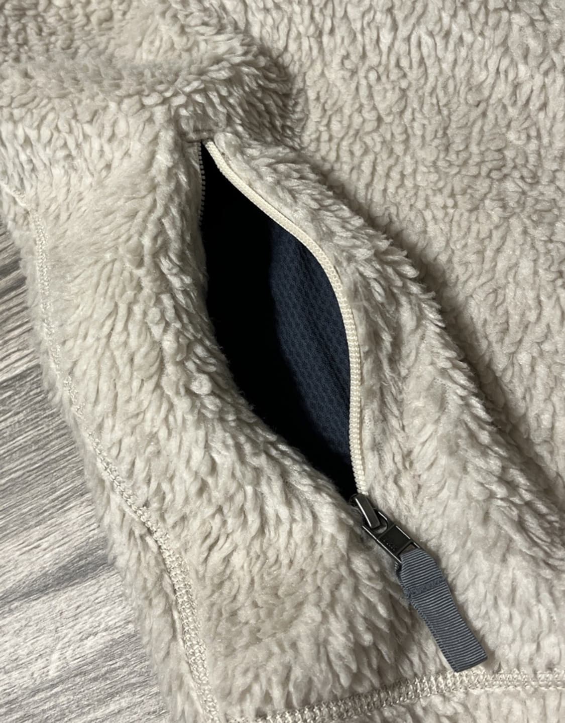 10s 파타고니아 레트로-X 아이보리/네이비 상품이미지4