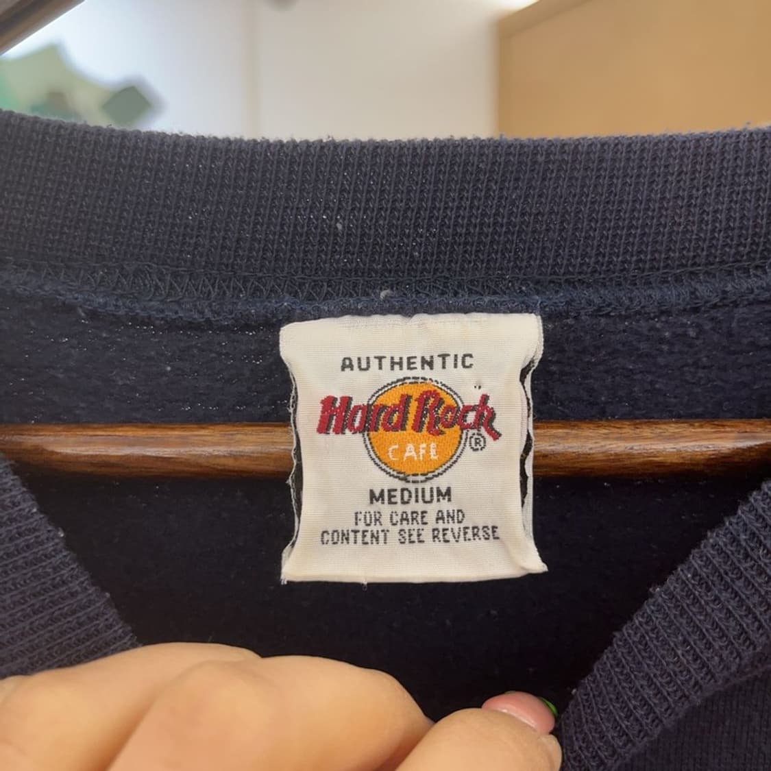 하드락카페 올드스쿨 빈티지 디스트로이드 로고 맨투맨 M C09112 상품이미지5