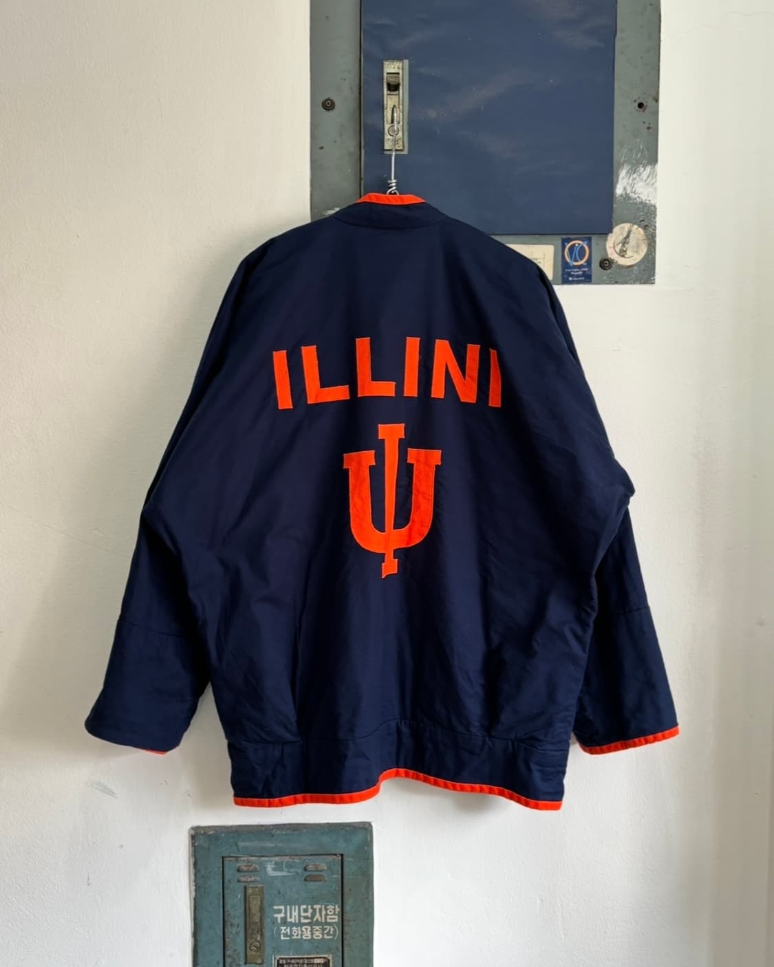 Univ. Of Illinois Reversible Jacket 상품이미지8