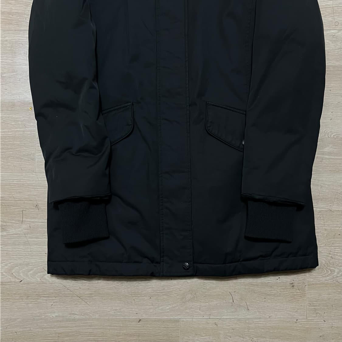 타미힐피거 여성 와펜 후드 야상 롱패딩 점퍼 [블랙] XS/85 상품이미지3