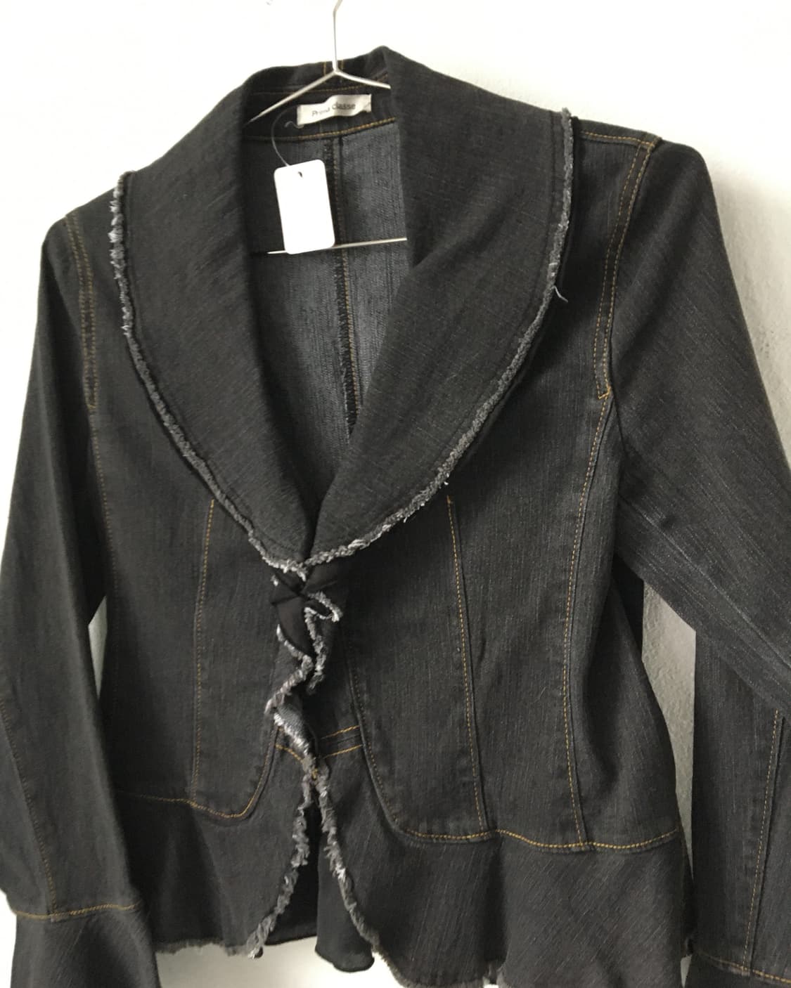 Line detail ruffle denim jacket 상품이미지5