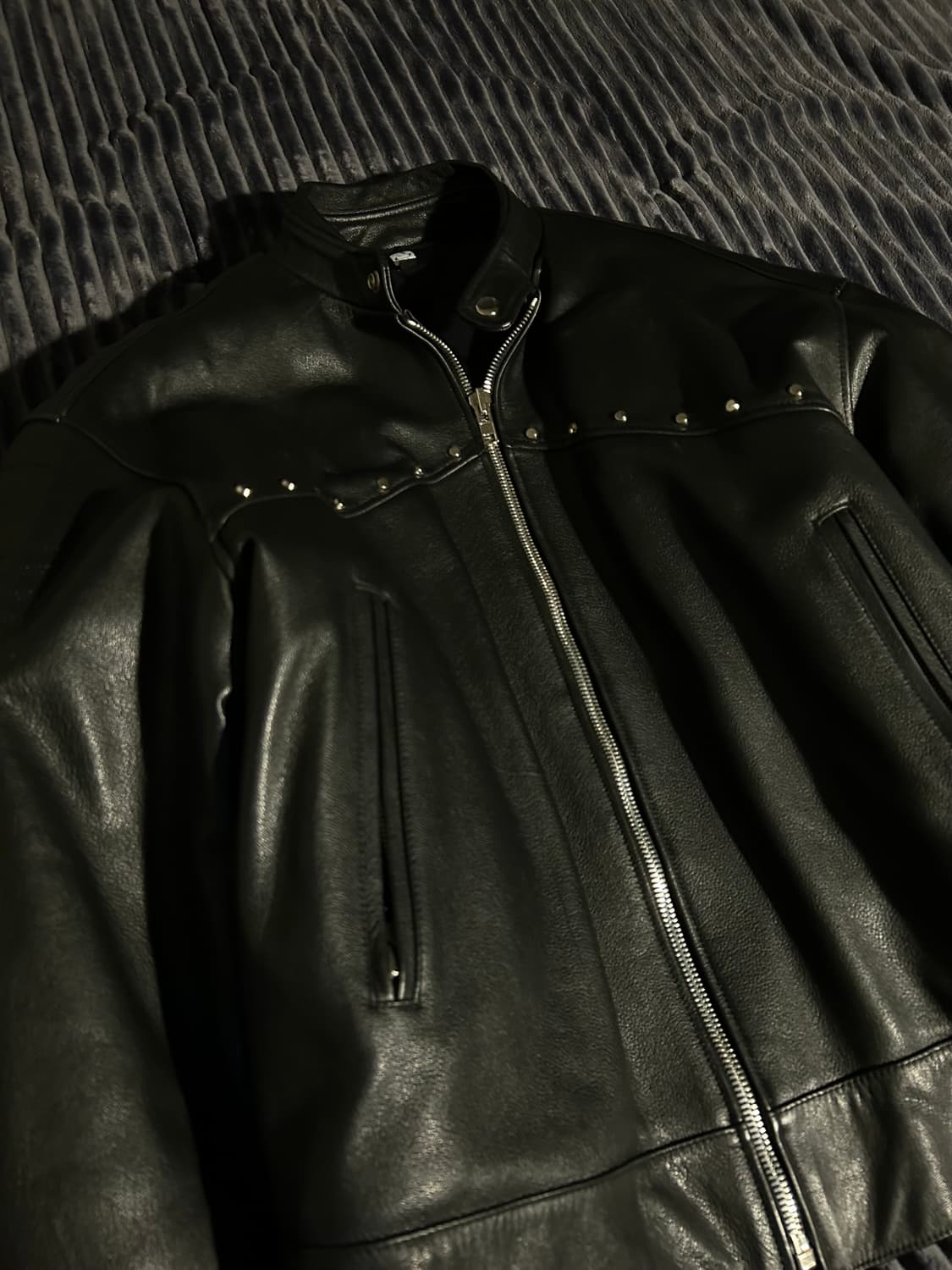 Cow Leather Stud Bomber Jacket 상품이미지2