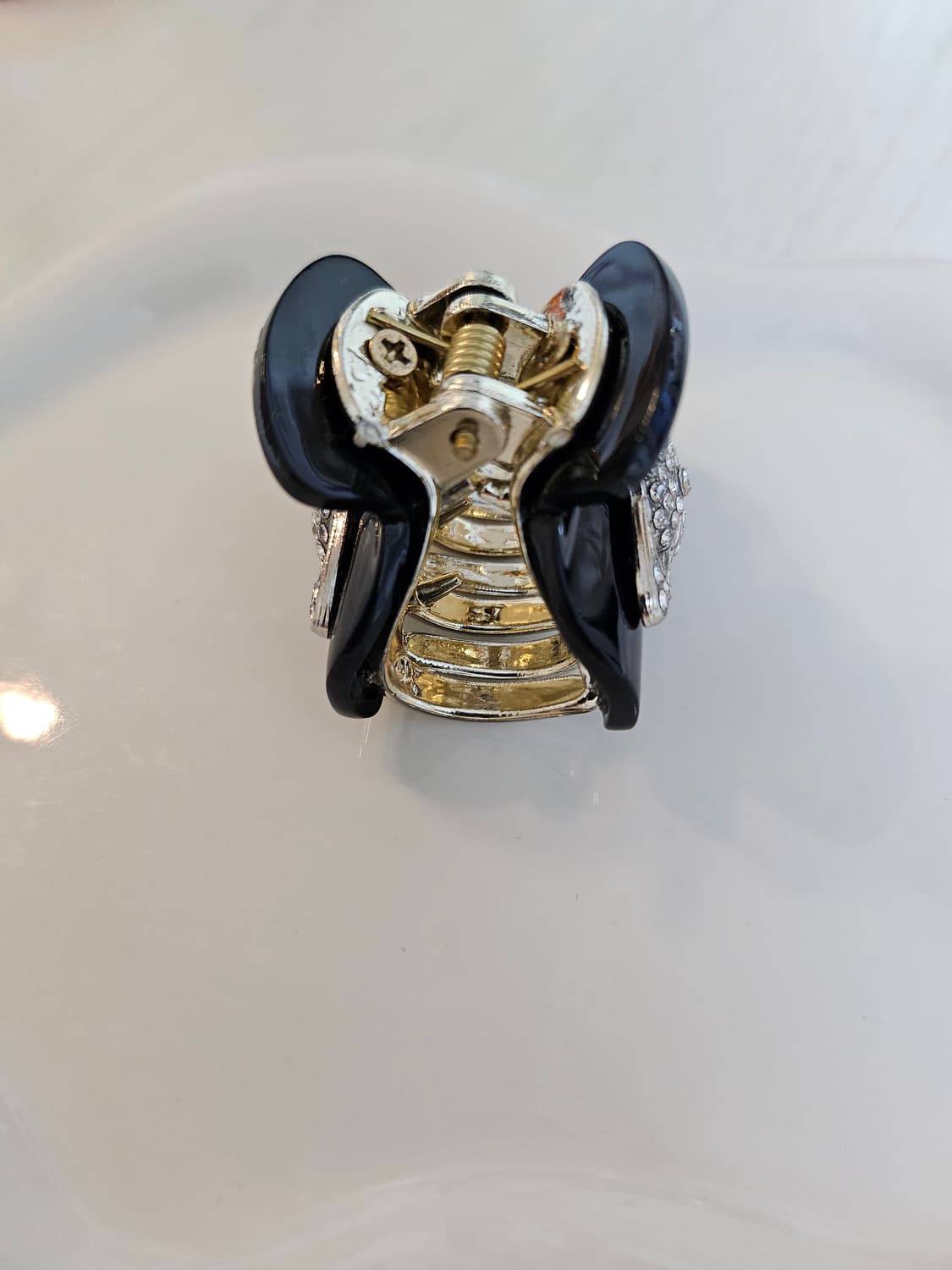 비비안웨스트우드 업사이클링 집게핀 블랙 상품이미지3