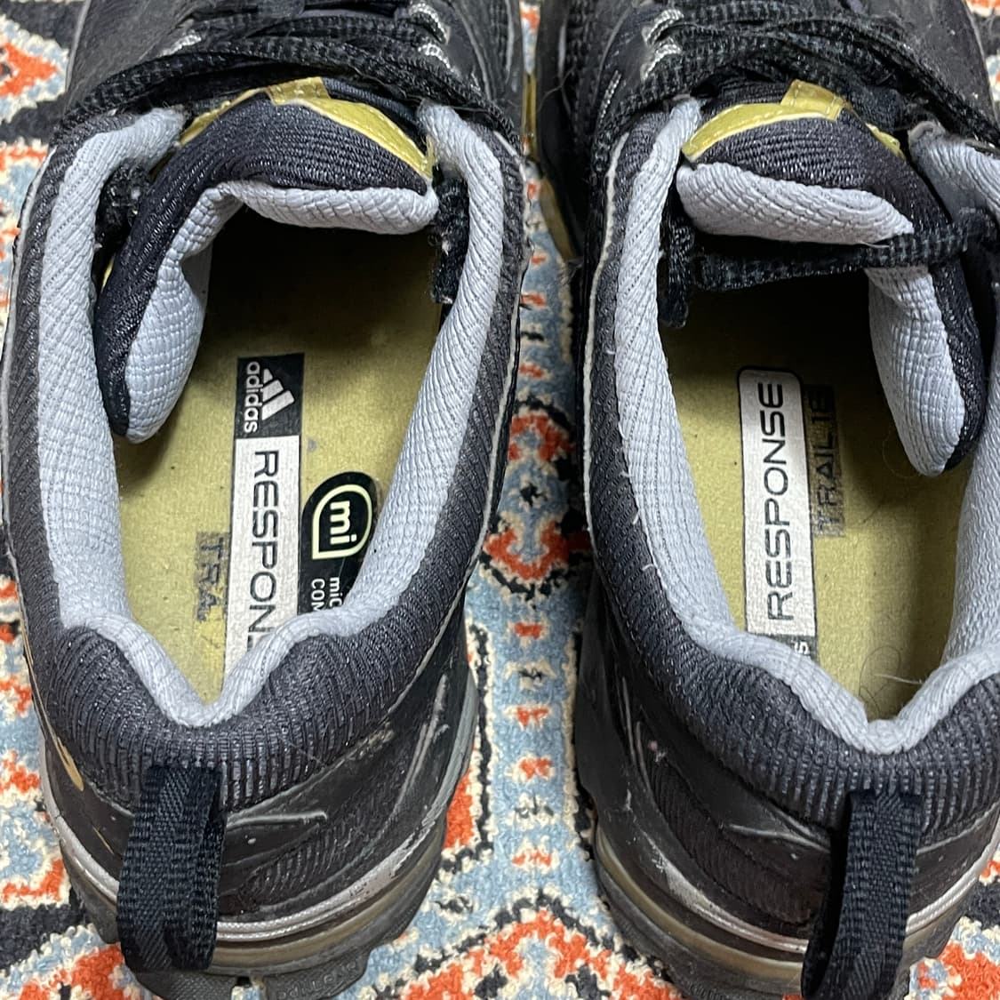 아디다스 리스폰스 트레일 블랙 러닝 운동화 US7 /245 상품이미지4