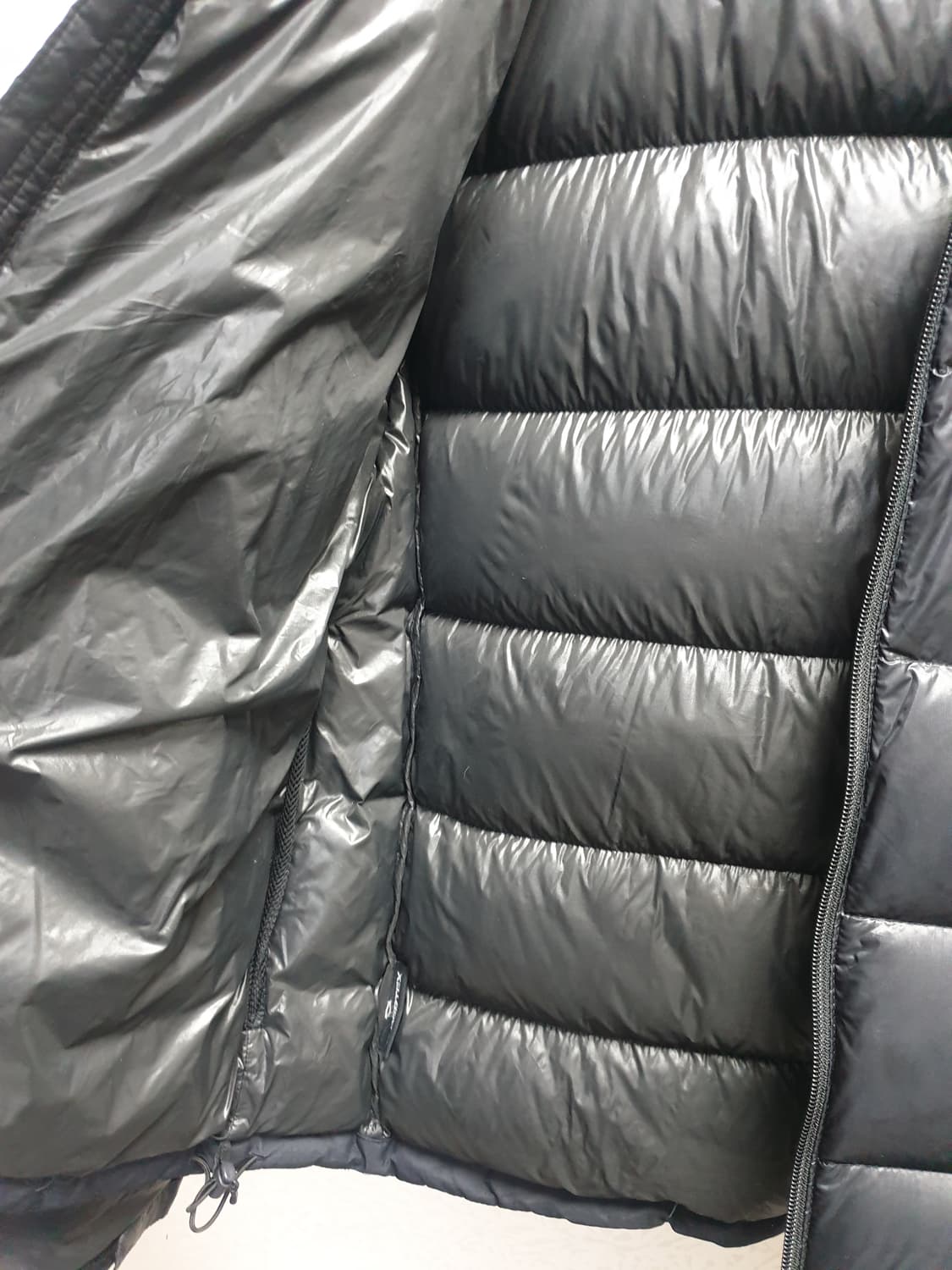 [남95] 노스페이스 메트로패딩 유광블랙 상품이미지6