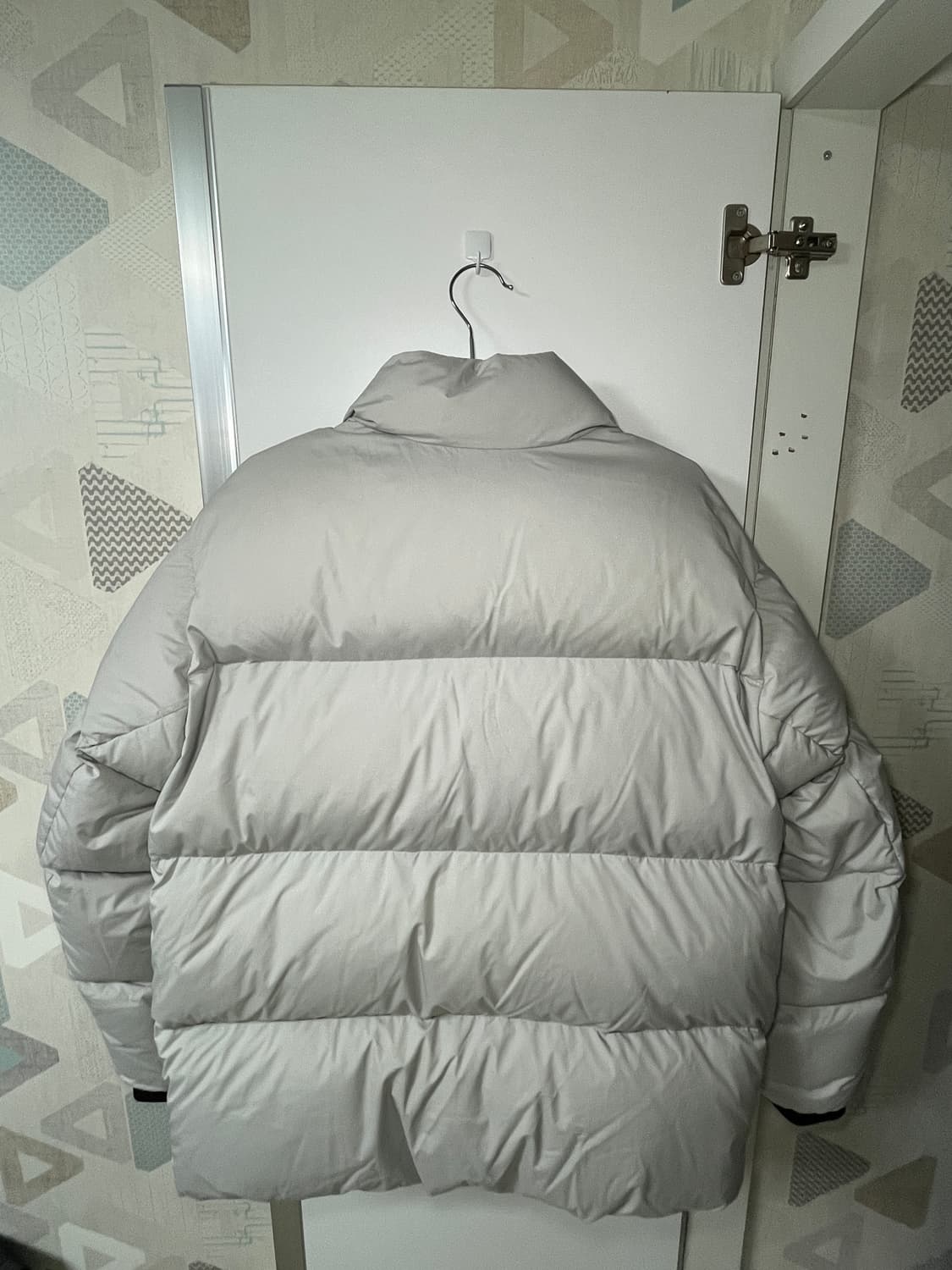 뉴발란스 이동휘 액티브 다운 패딩  상품이미지3