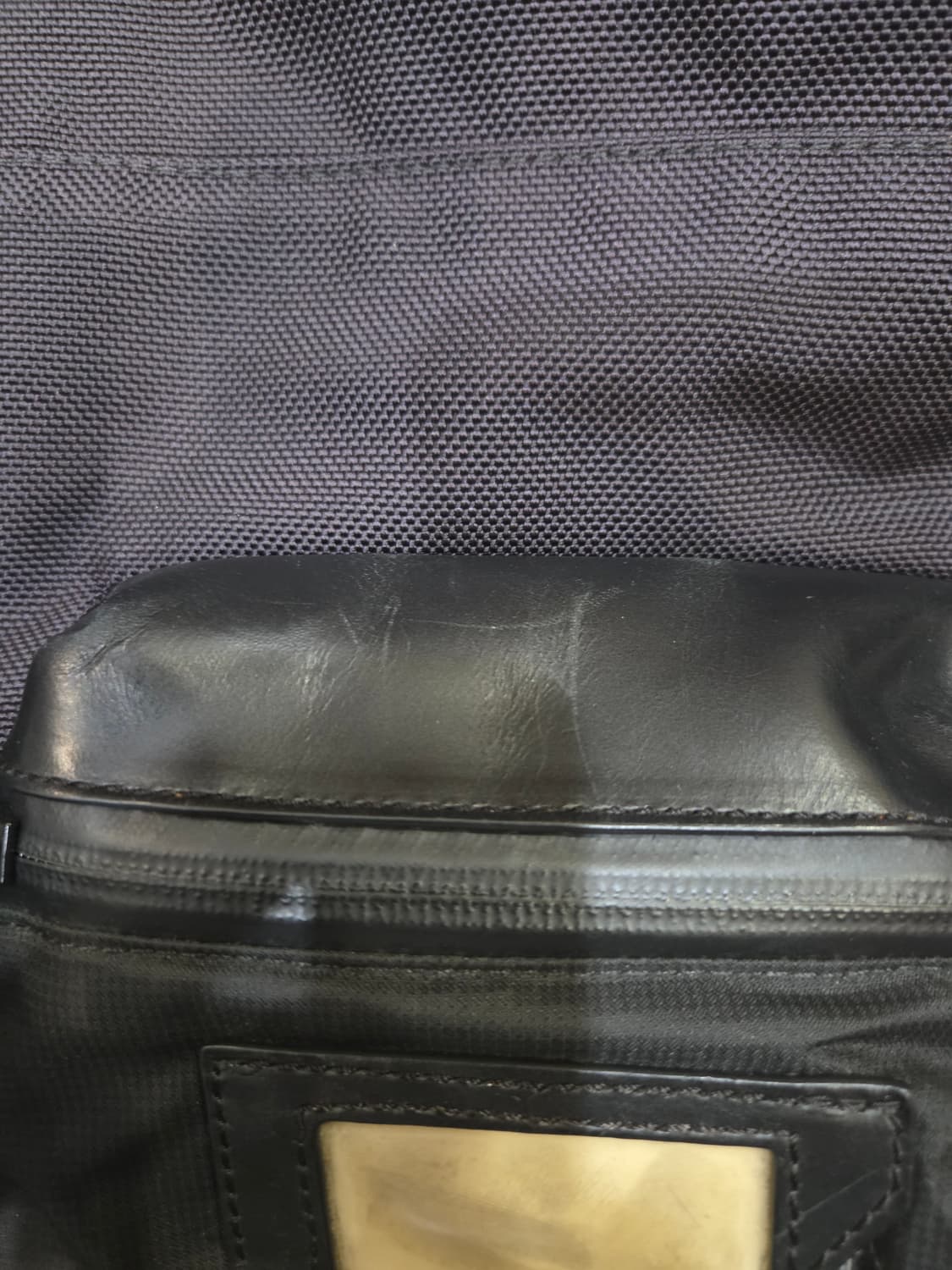 Y-3 크로스백 상품이미지6