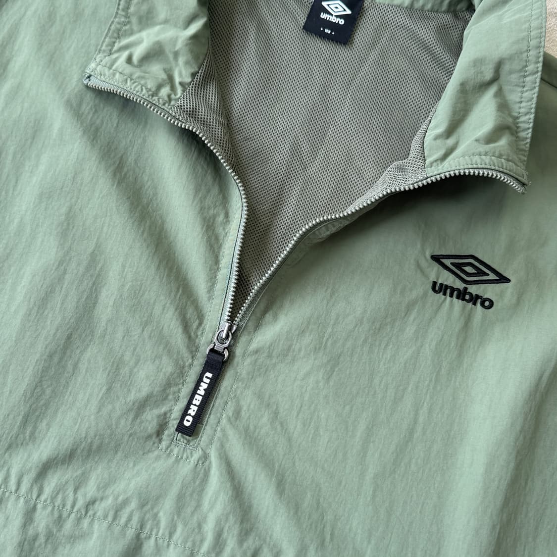 엄브로 카키 나일론 반집업 아노락 100(105) 상품이미지4