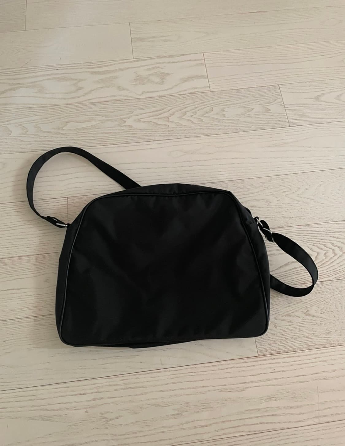 꼼데가르송 에어라인 크로스백 상품이미지3