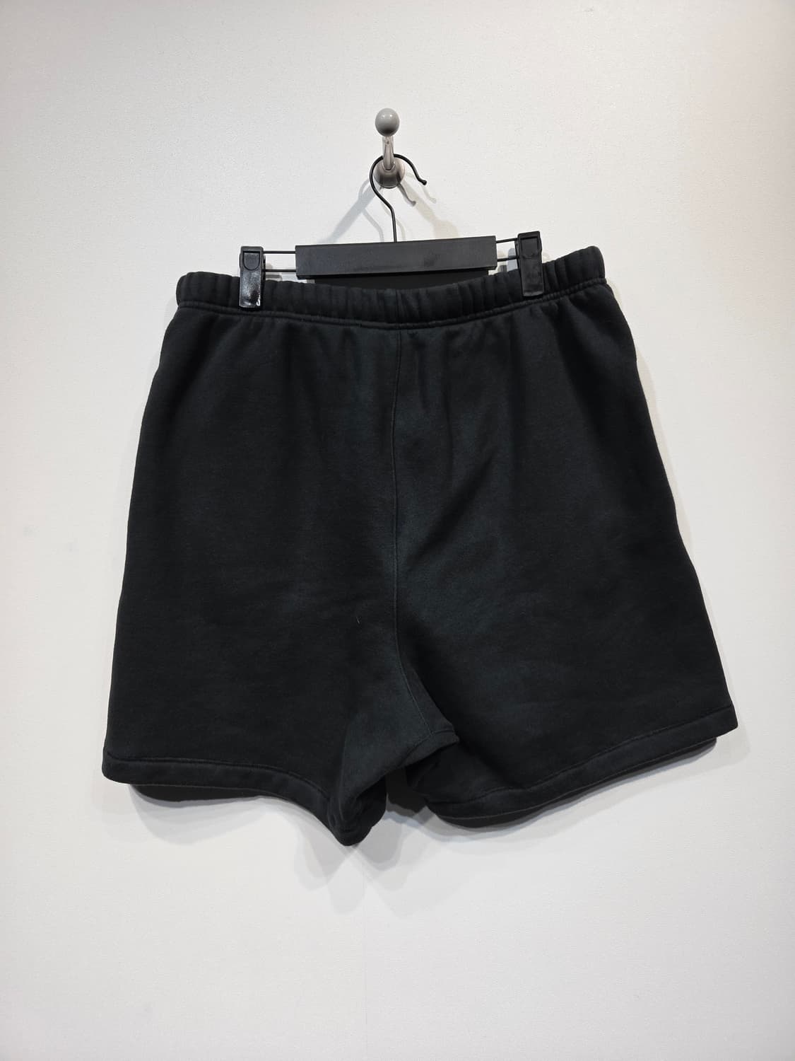 피어오브갓 에센셜(ESSENTIALS) 스웻 반바지 블랙 상품이미지5