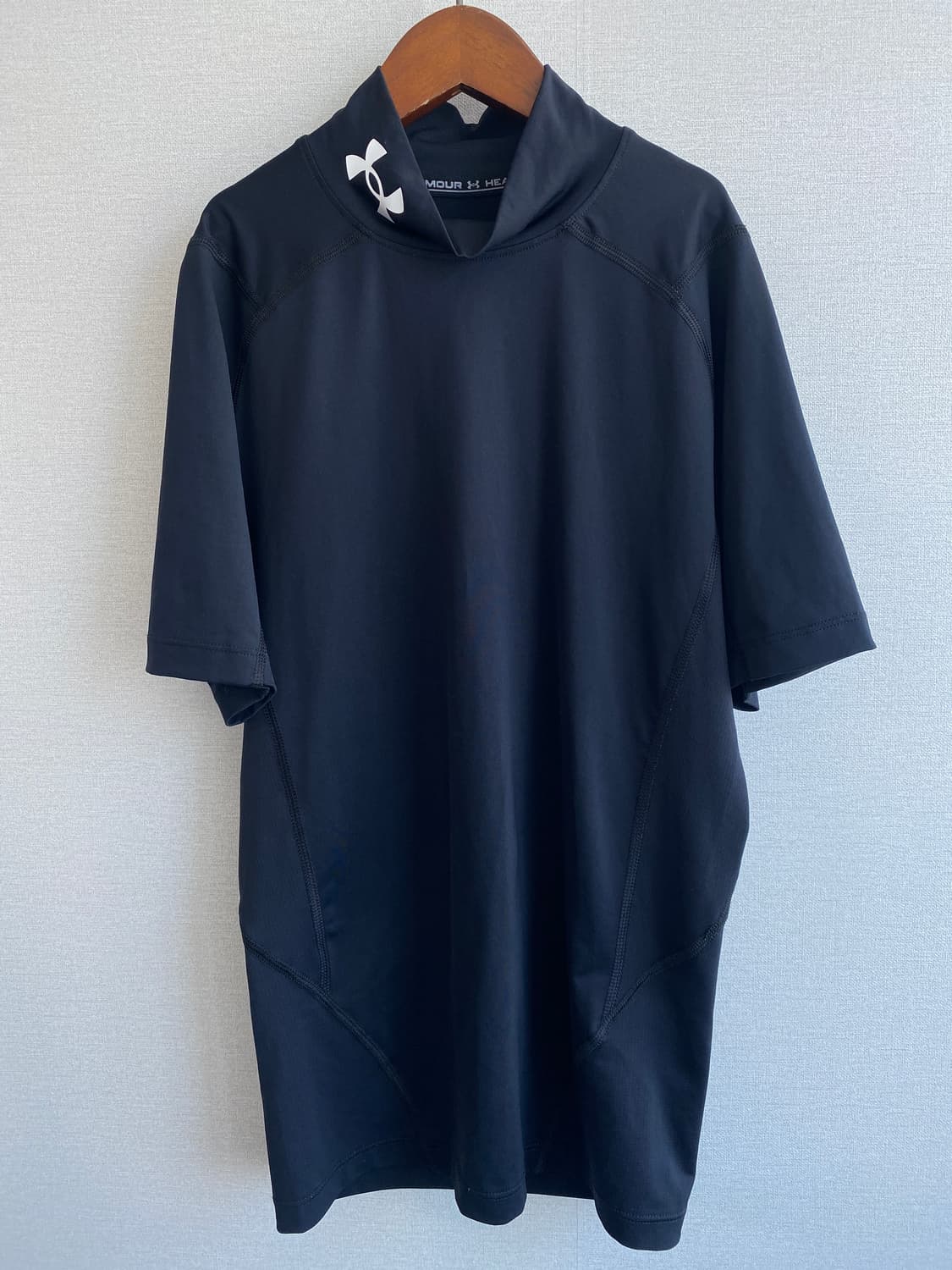 언더아머 컴프레션 모크 반팔 m 상품이미지1