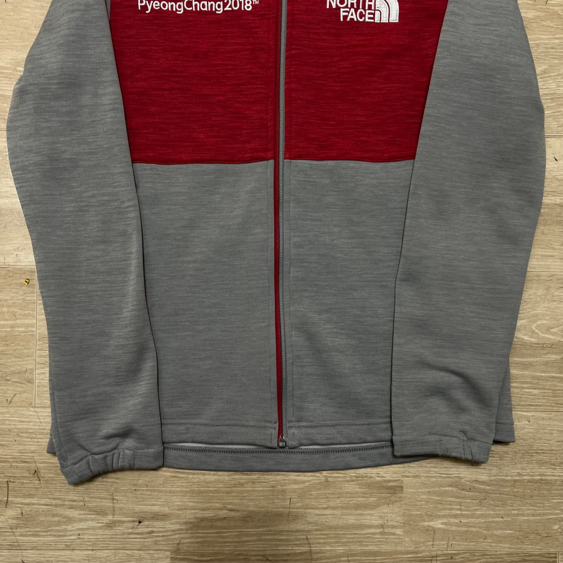 노스페이스 2018 평창 올림픽 에디션 기모 집업 자켓 [레드] M/95 상품이미지3