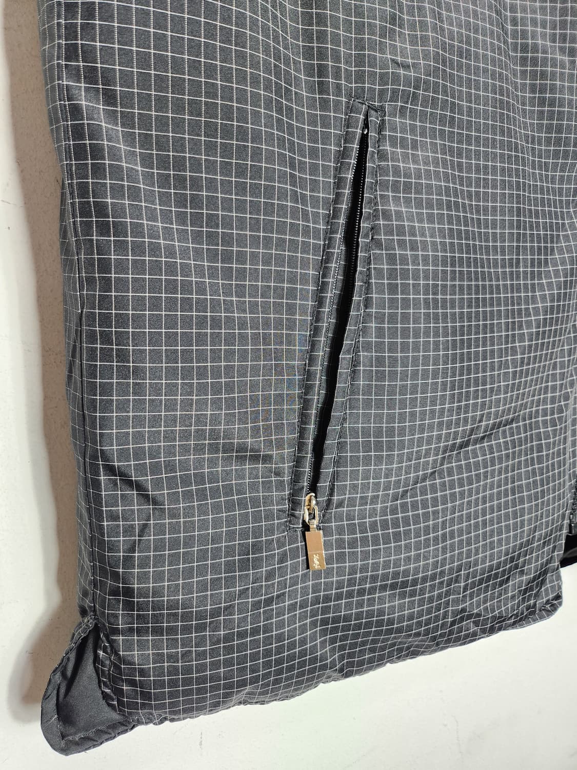 입생로랑 리버시블 패딩 조끼 상품이미지4