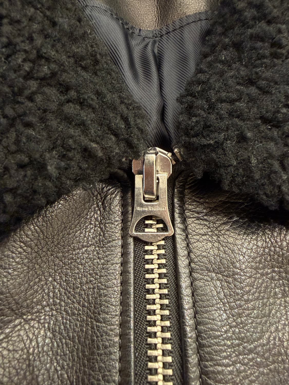 아크네스튜디오 레더자켓 48사이즈 상품이미지3