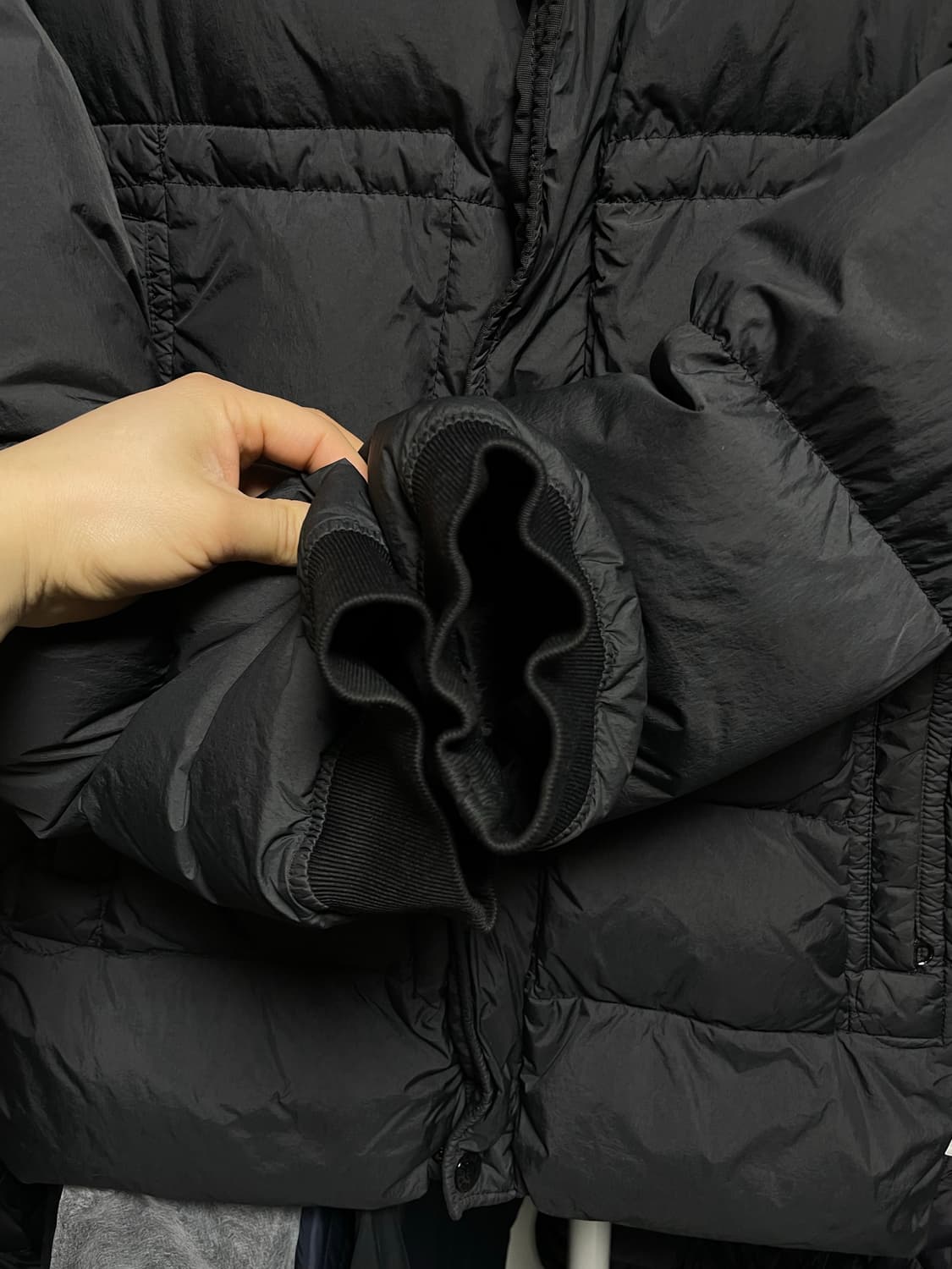 [M사이즈] 20FW 스톤아일랜드 크링클랩스 다운 패딩 자켓 상품이미지4