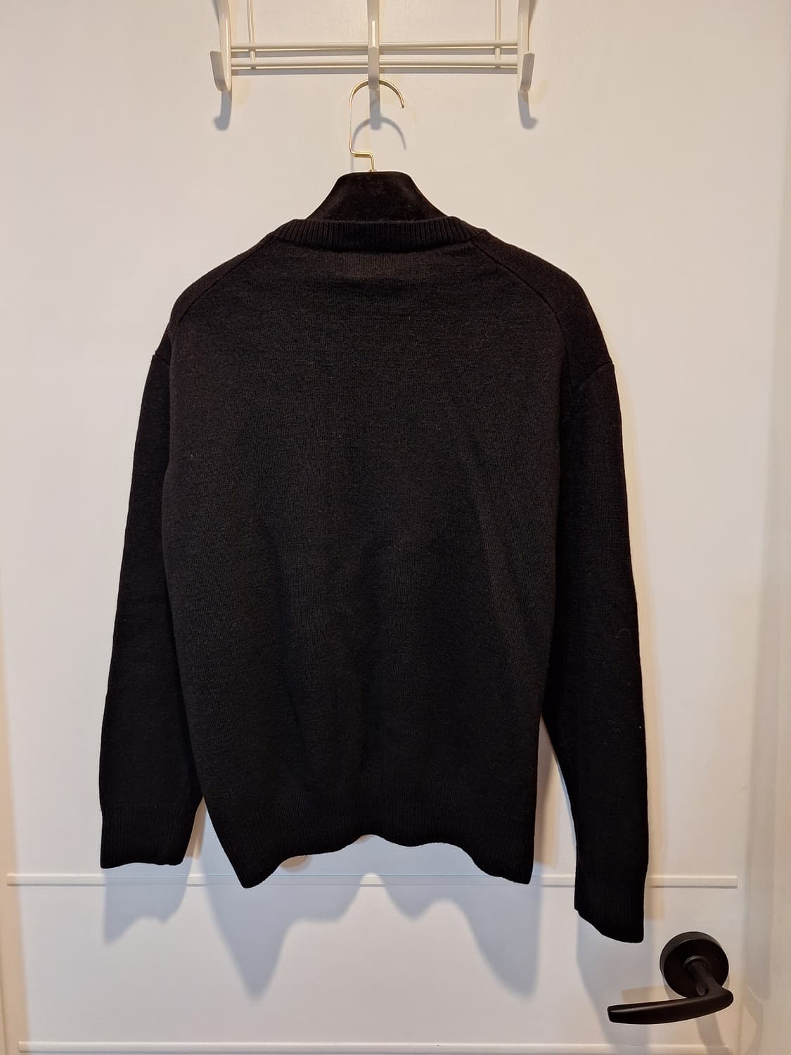 아미 여성 블랙 니트 티셔츠  상품이미지3