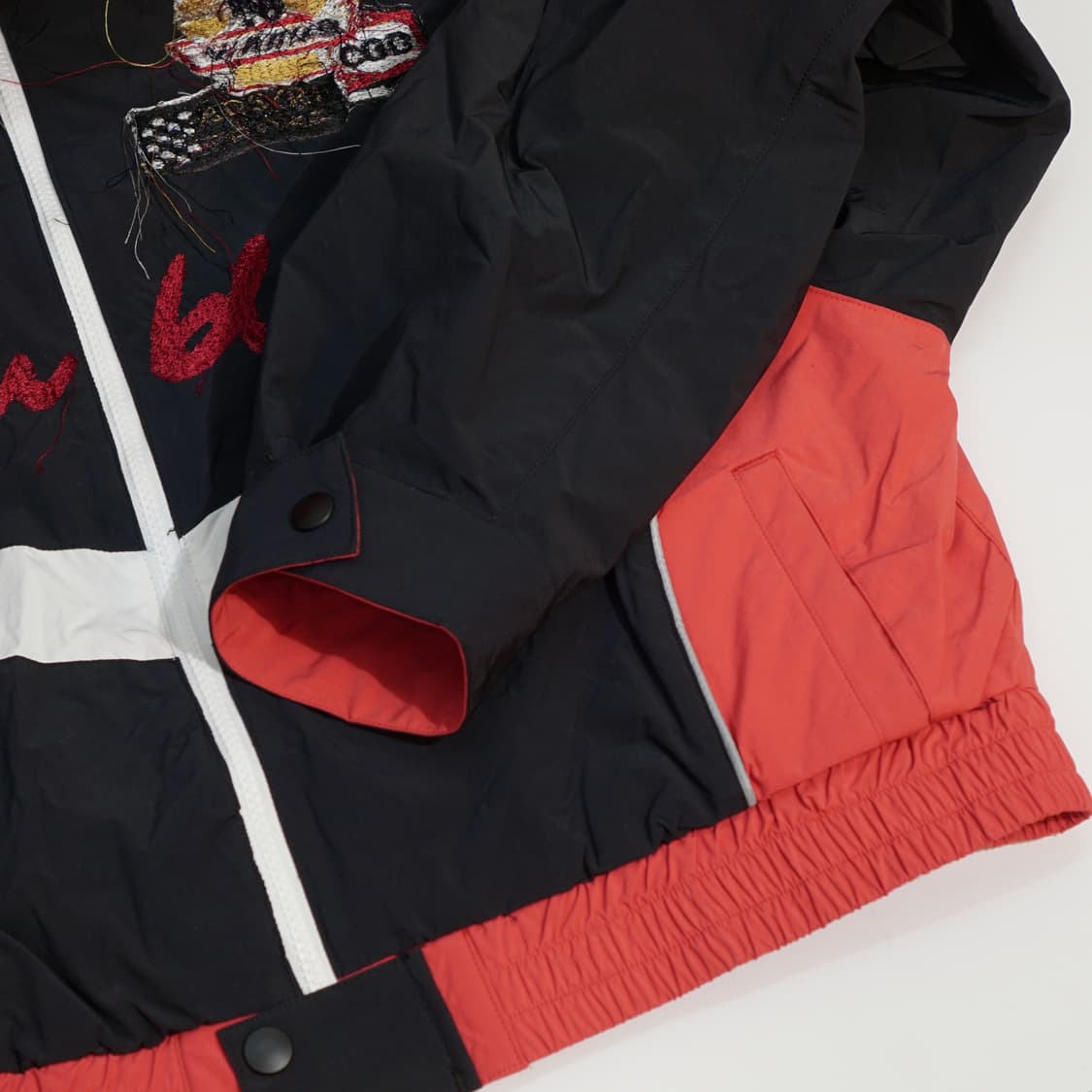 더블렛 자수 패치워크 트랙 자켓 상품이미지9