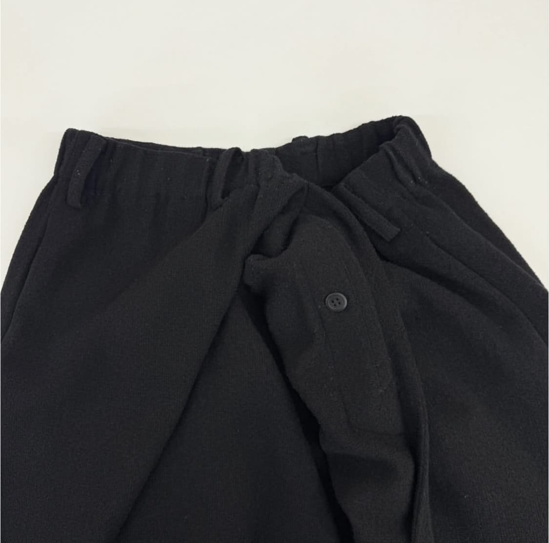 이세이미야케 맨 울 배기 팬츠 상품이미지2