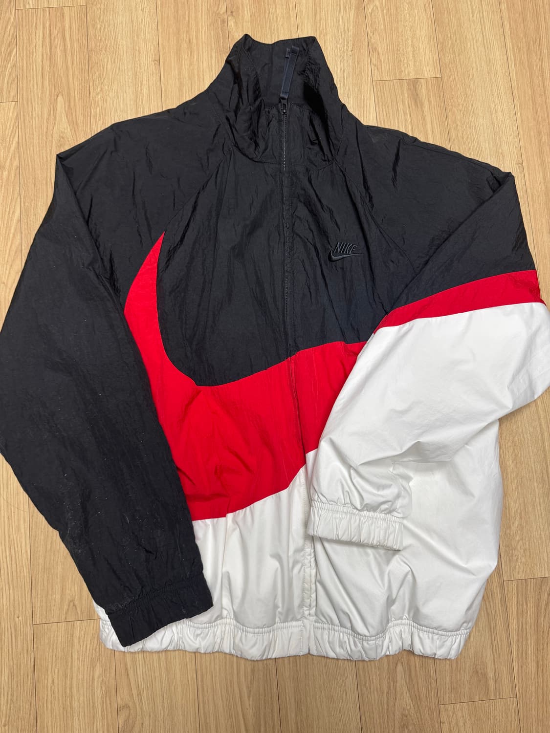나이키 빅스우시 바람막이 상품이미지1