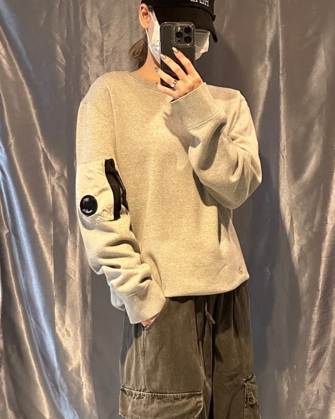 M C.P 컴퍼니 사이드 로고 포인트 맨투맨 상품이미지1