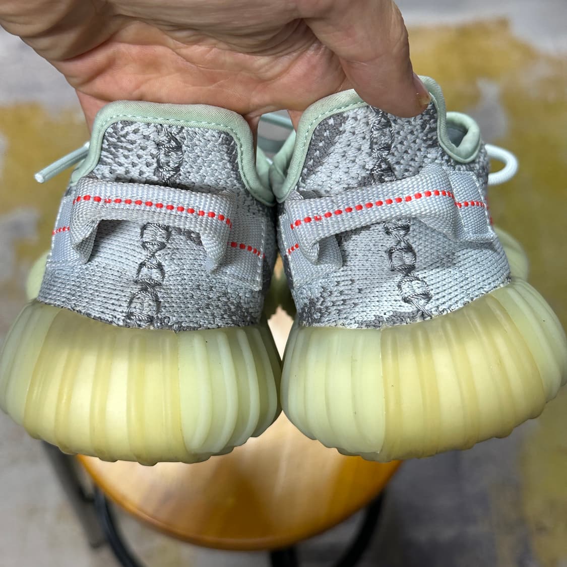아디다스 이지부스트 350 v2 블루틴트 상품이미지4