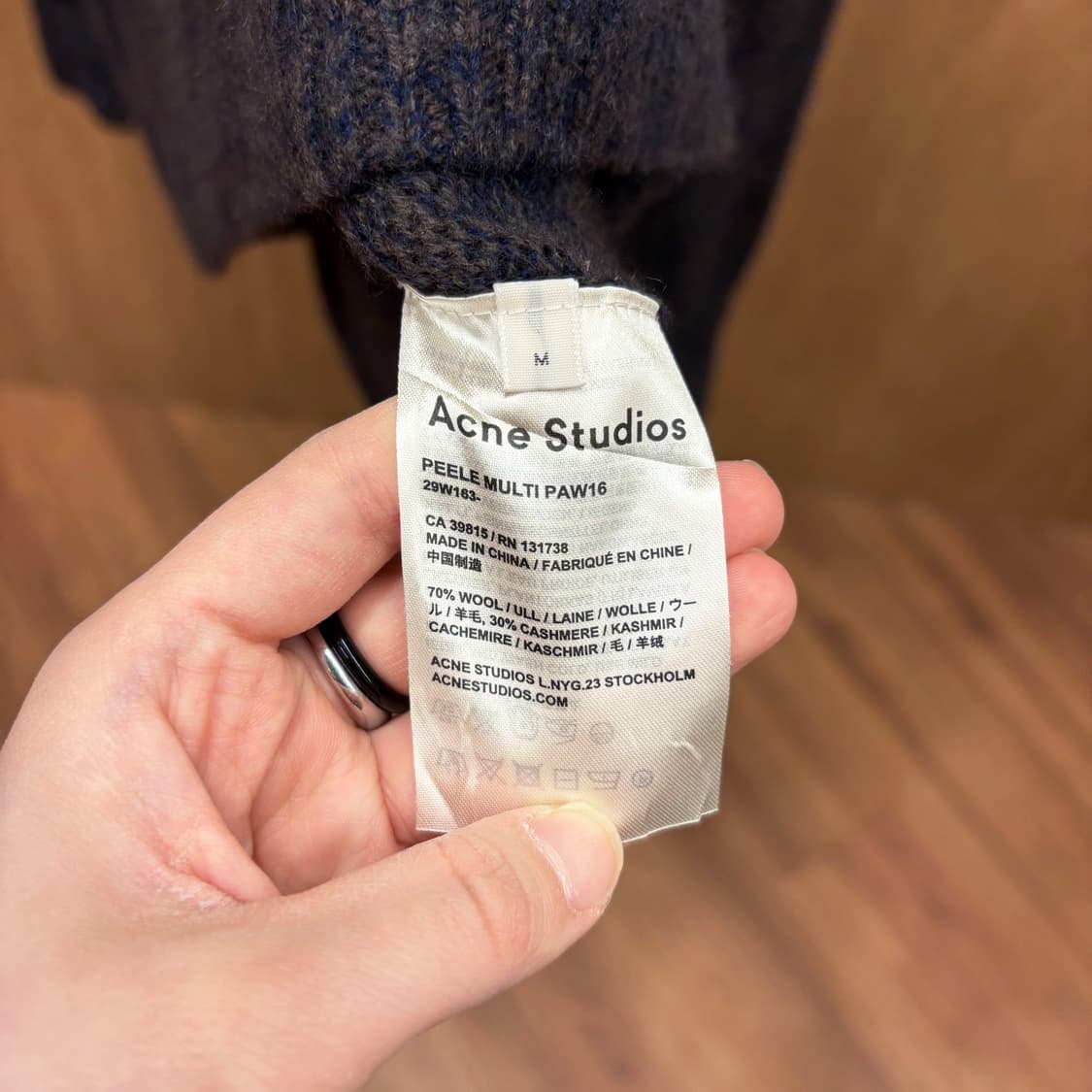 아크네 스튜디오 라운드넥 긴팔 니트 멜란지 패턴 디테일 브라운 네이비 상품이미지7