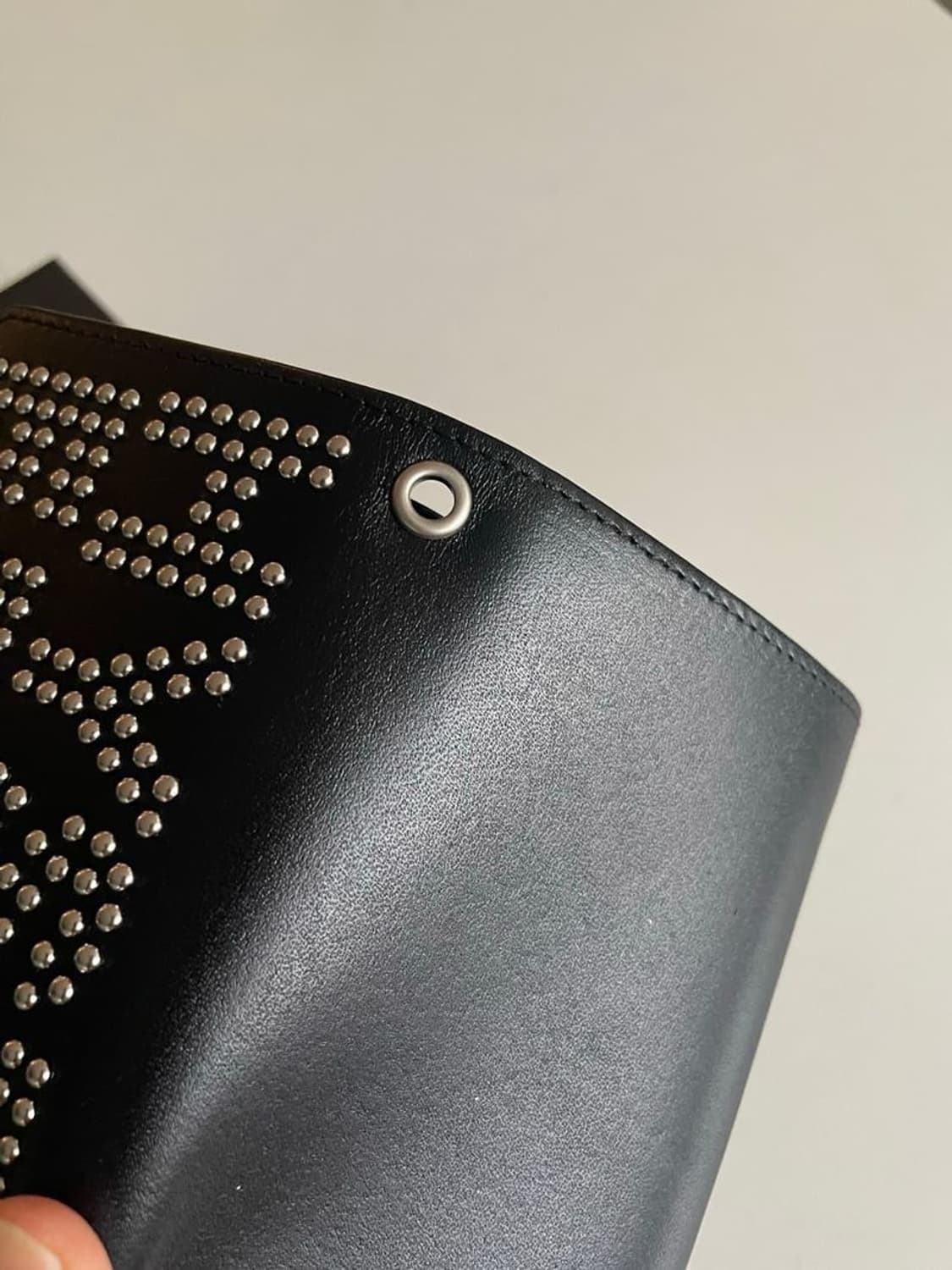 STUD ZIP WALLET 스터드 지퍼 지갑 상품이미지5