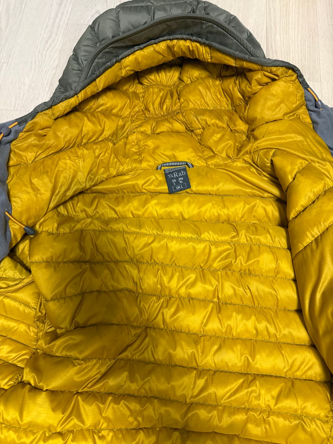 [US L] 랩 마이크로라이트 알파인 경량패딩 라이트카키 상품이미지8