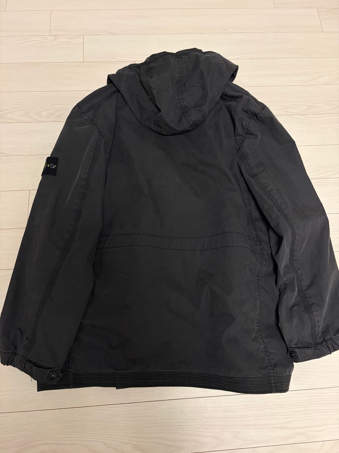 스톤아일랜드 라소 고마토 자켓 상품이미지2