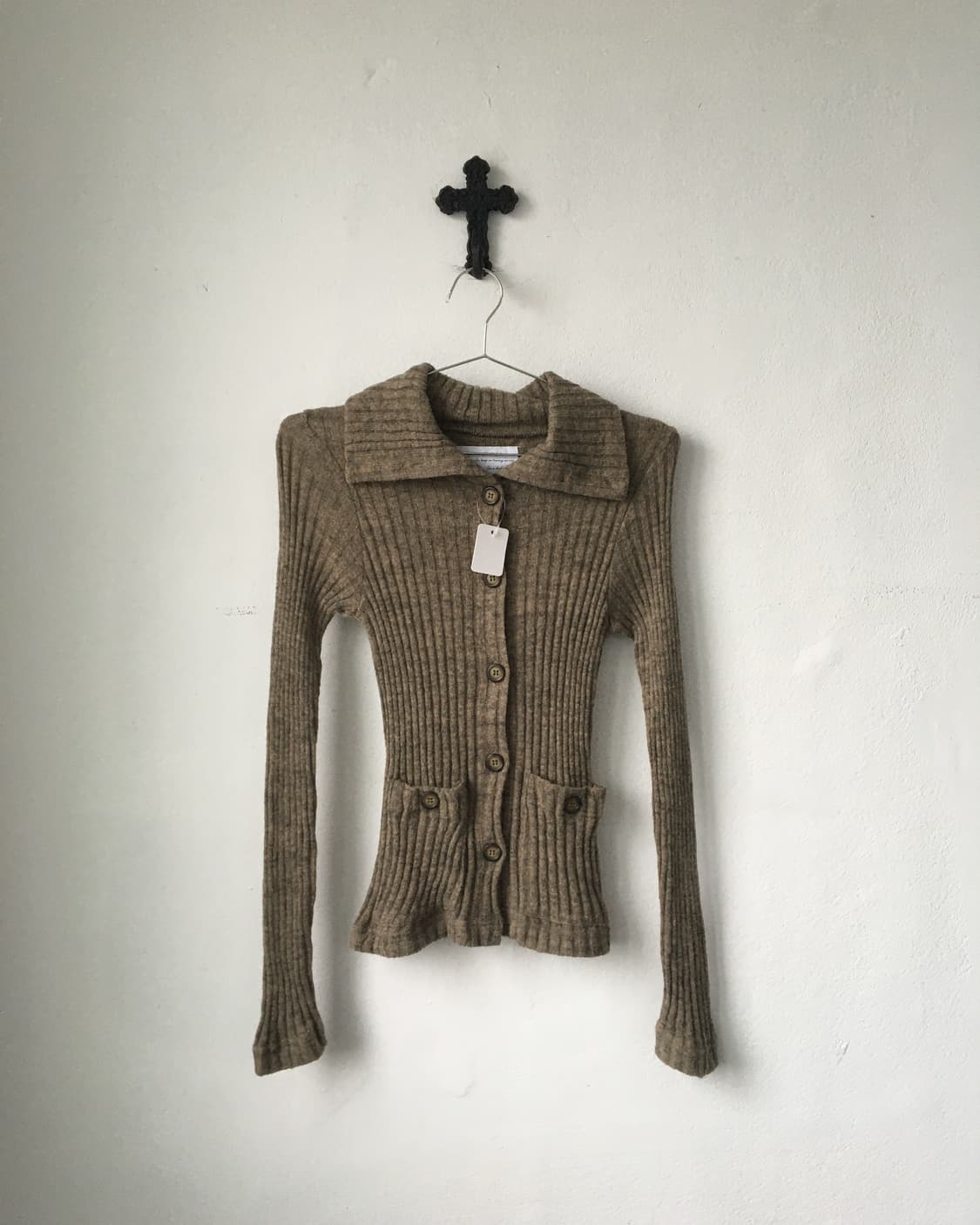 Button point woolen knit slim fit cardig 상품이미지2
