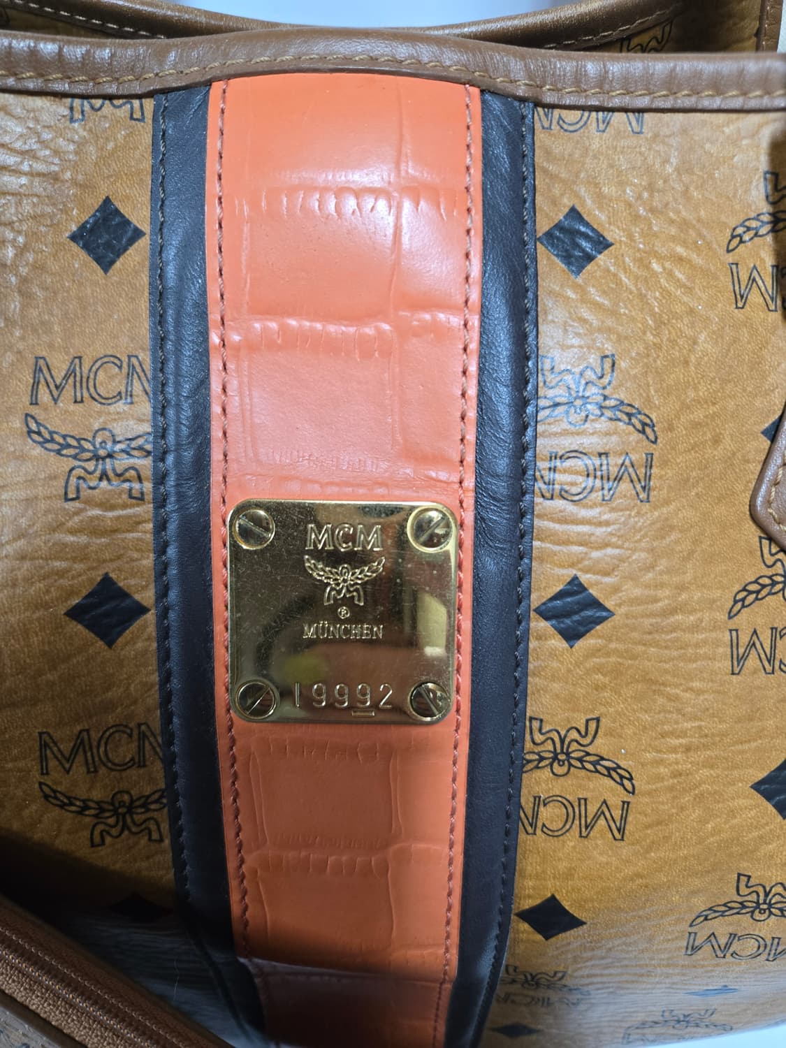 MCM 비세토스 숄더백 + 파우치   상품이미지9