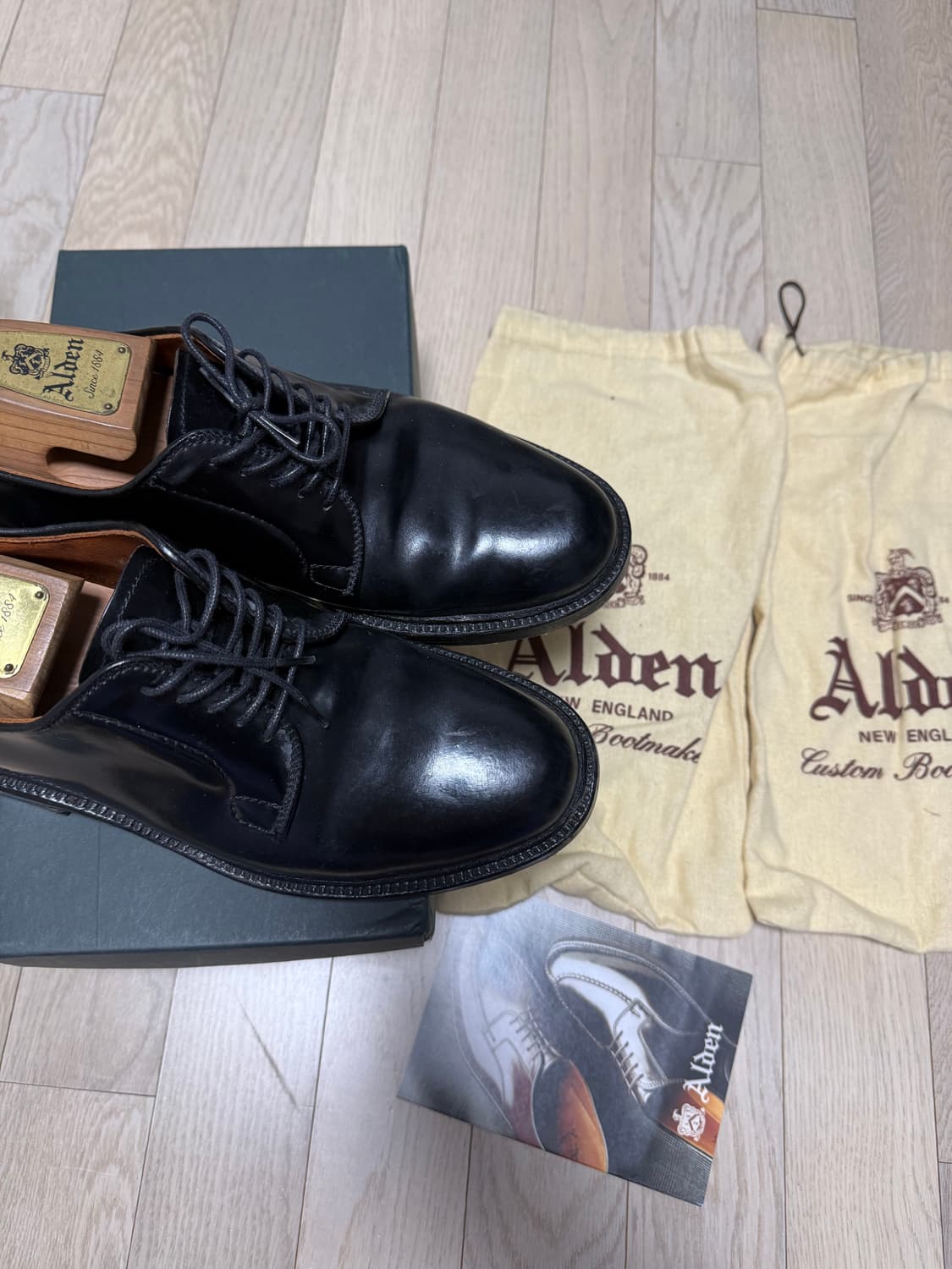 알든 9901 블랙 더비 슈즈 상품이미지4