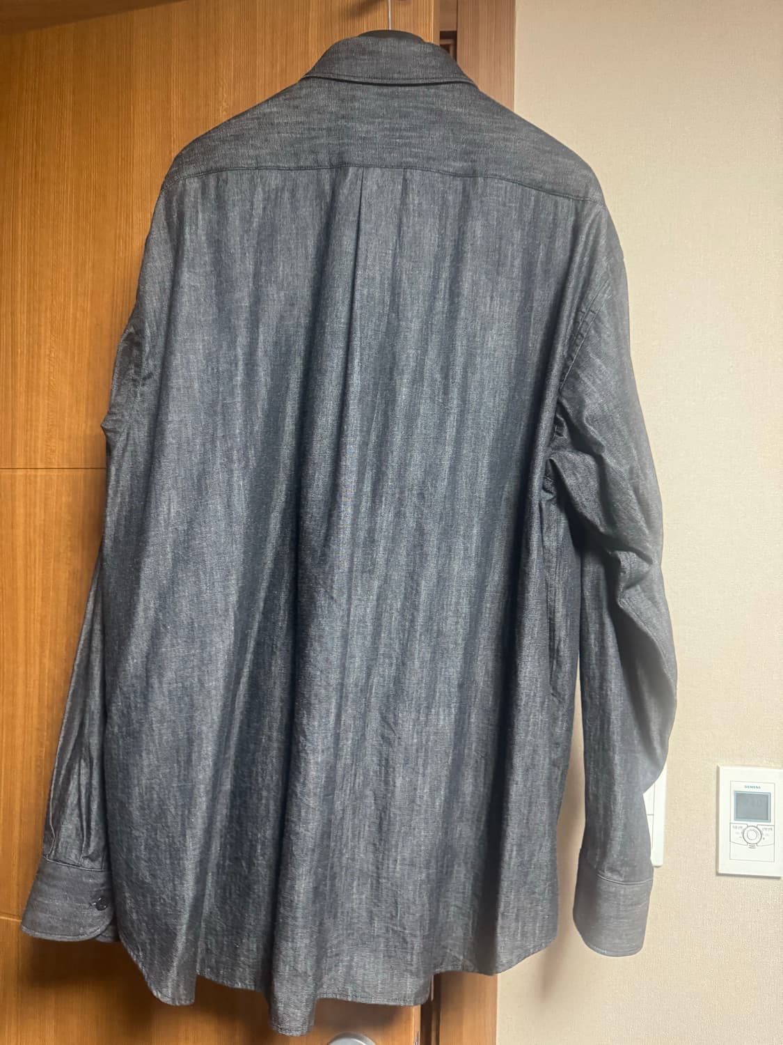 솔리드옴므 25SS 라이트 데님 셔츠 50 상품이미지3