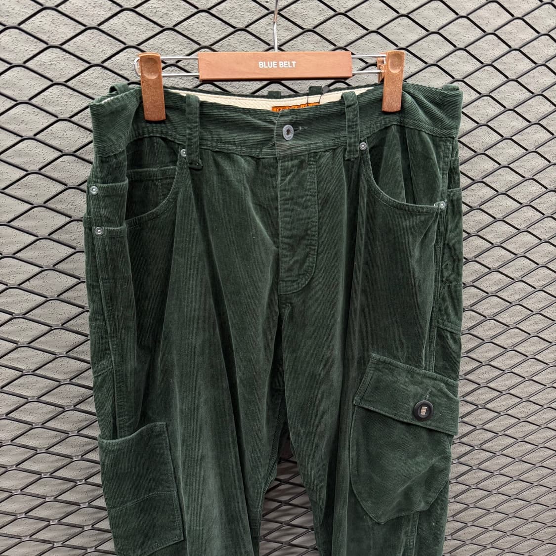 JPN VINTAGE 코듀로이 밀리터리 카고팬츠 유니크 포켓 디테일 카키 상품이미지4