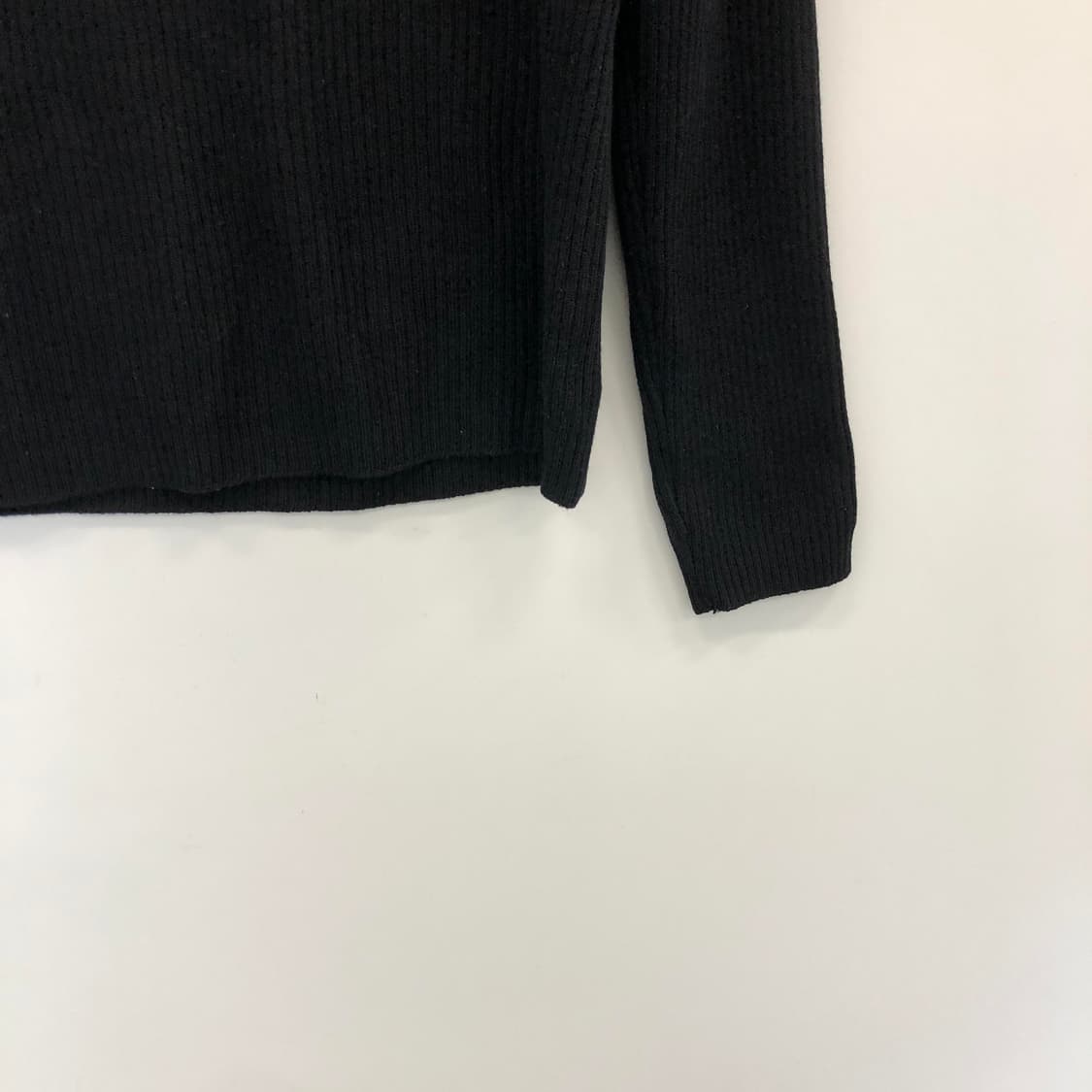 라코스테 골지 브이넥니트 100 패치로고 상품이미지3