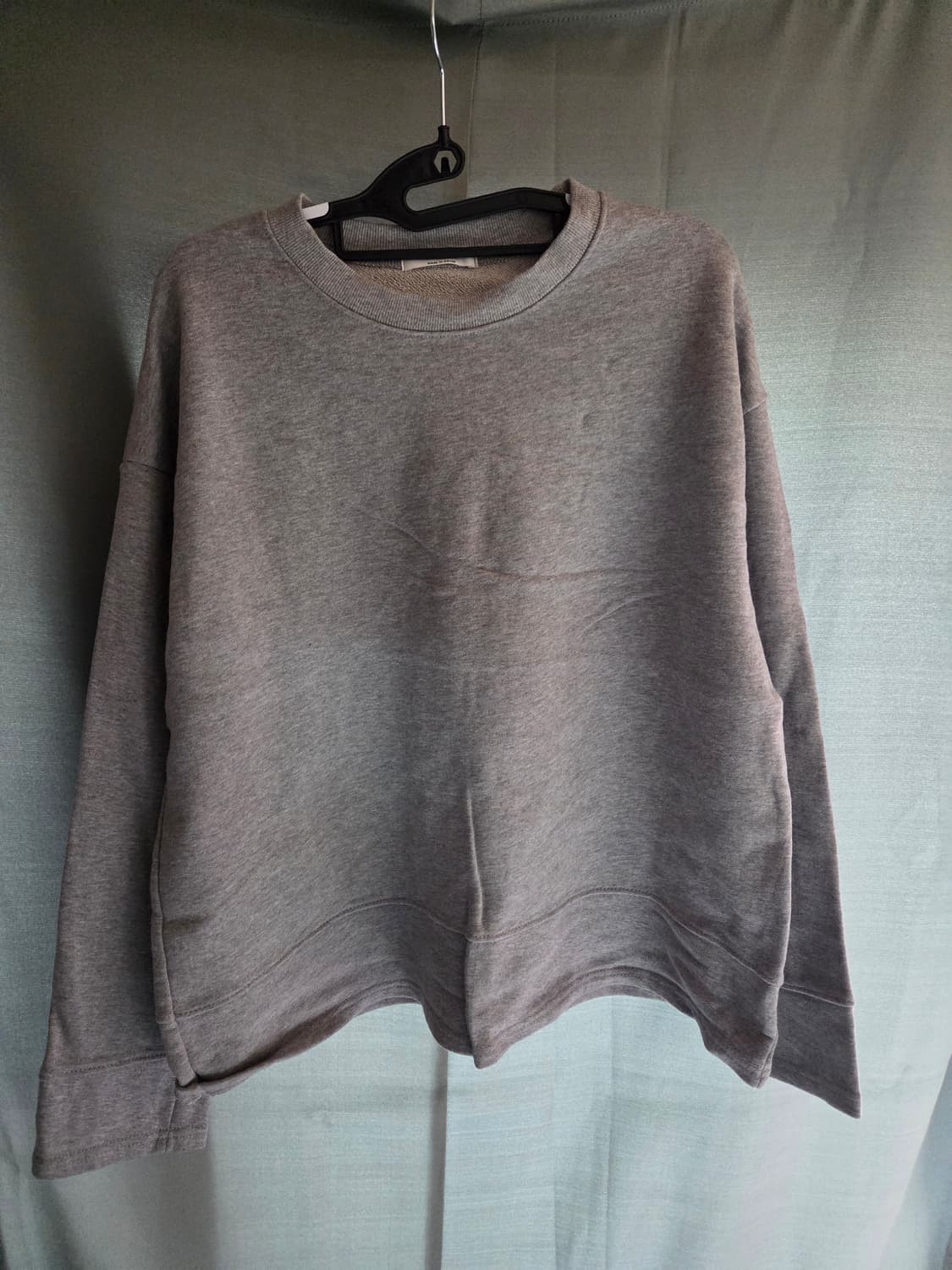 5천원 급처! 그레이 단색 맨투맨 아방핏 상품이미지1