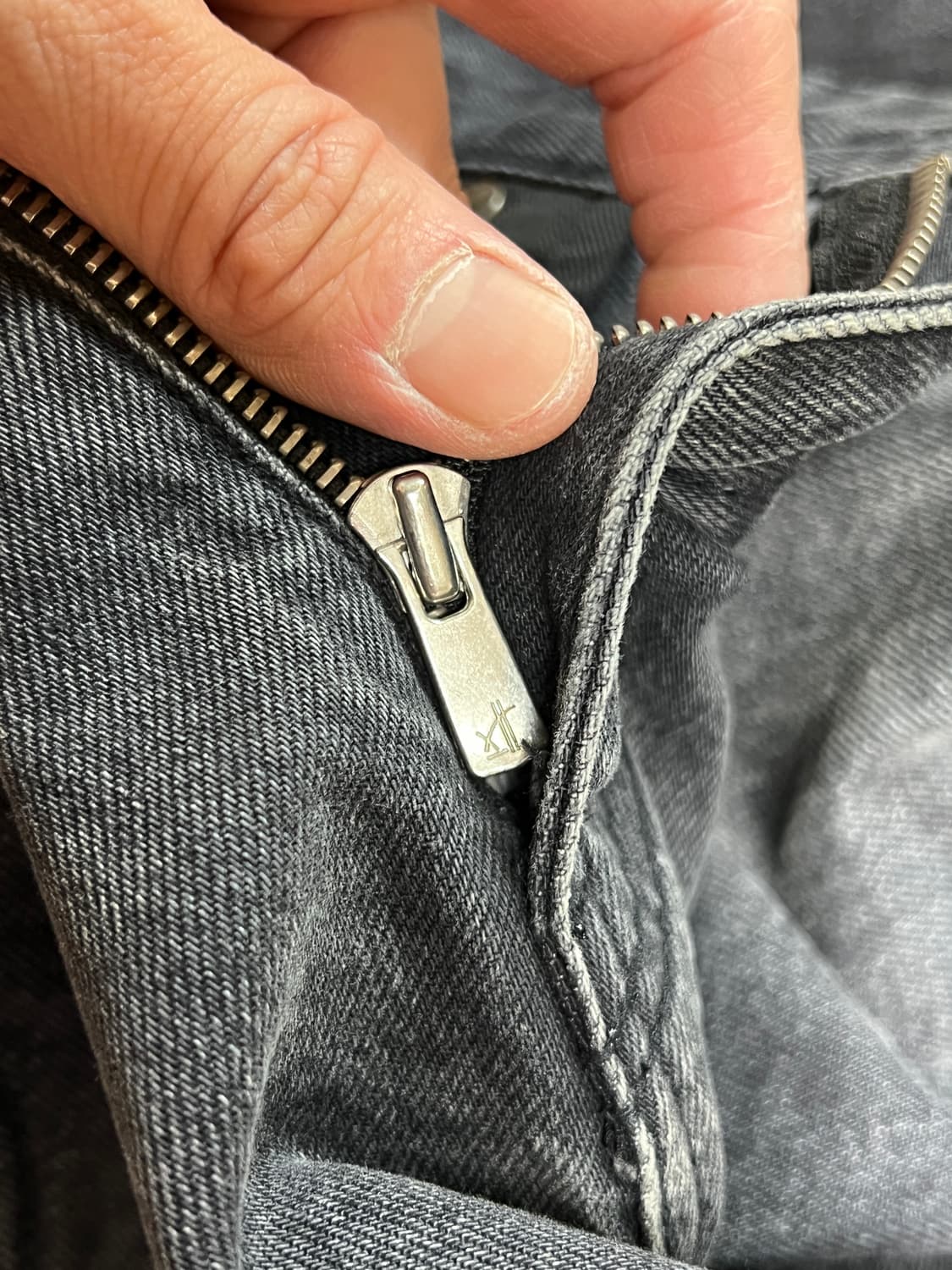 [31] 무신사스탠다드 프리미엄 흑청 데님팬츠 상품이미지5