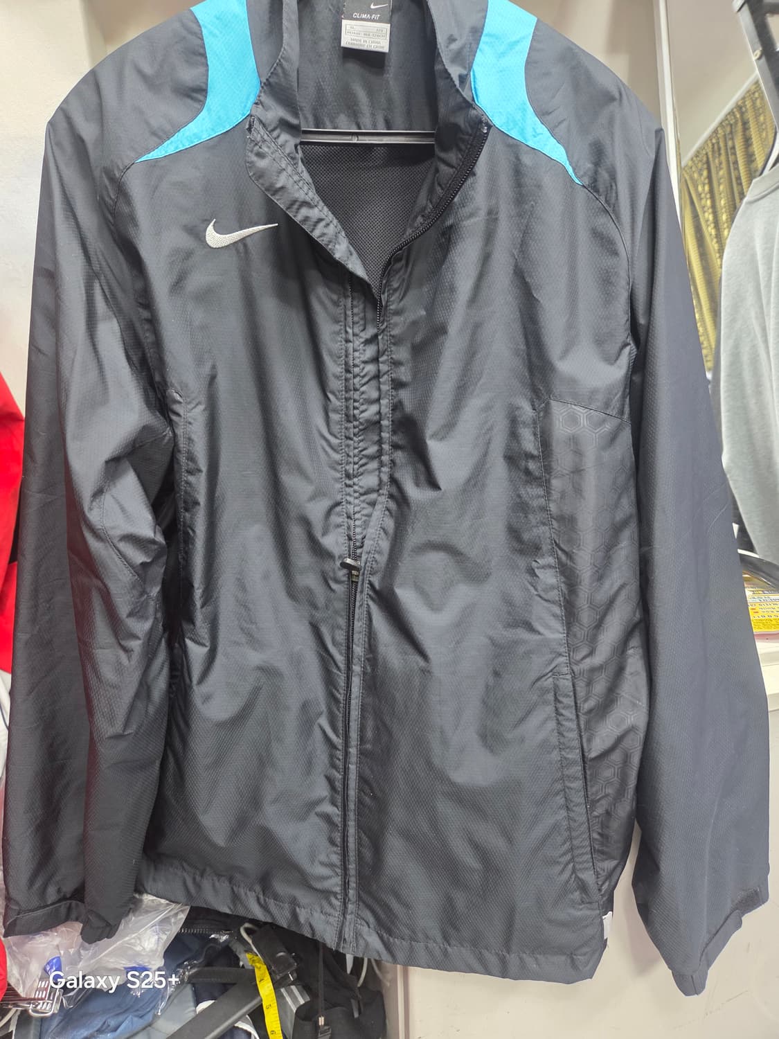 나이키   바람막이    상품이미지1