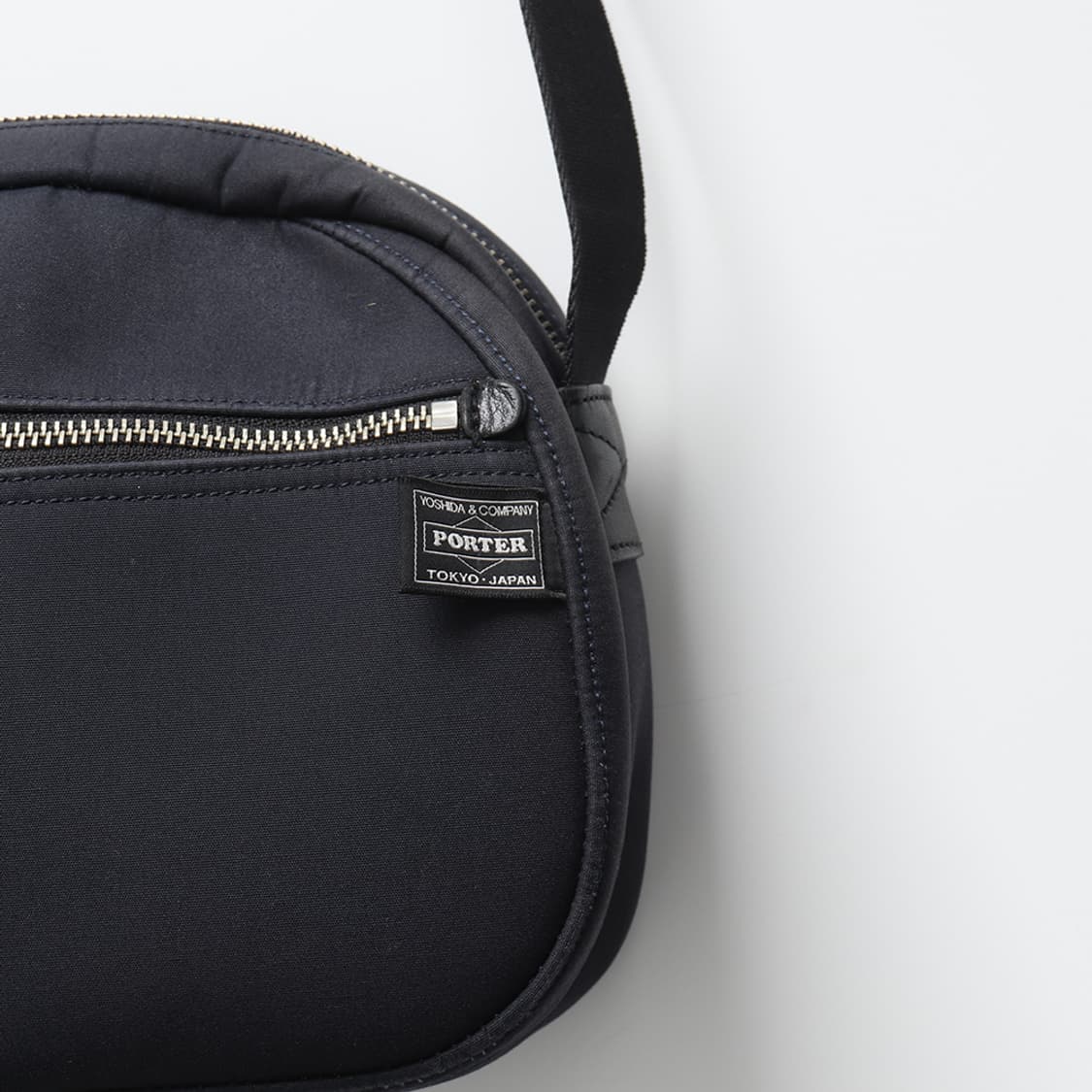 포터 PORTER Urban Shoulder Bag 상품이미지5