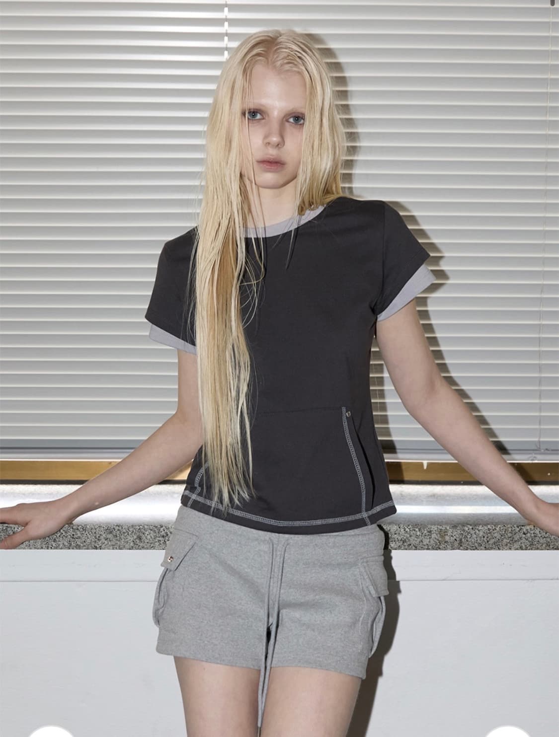 렌세 스티치 포켓 레이어드 반팔 카고 팬츠 세트 차콜 상품이미지1