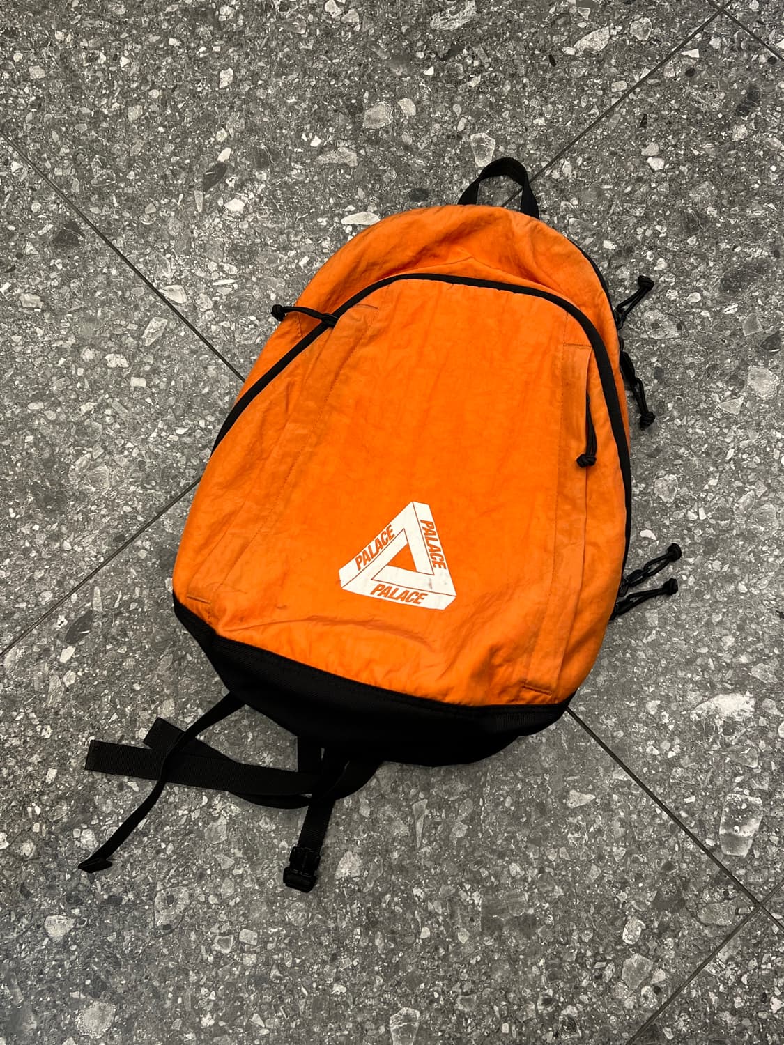 필라스 럭스택 백팩 처분  상품이미지1