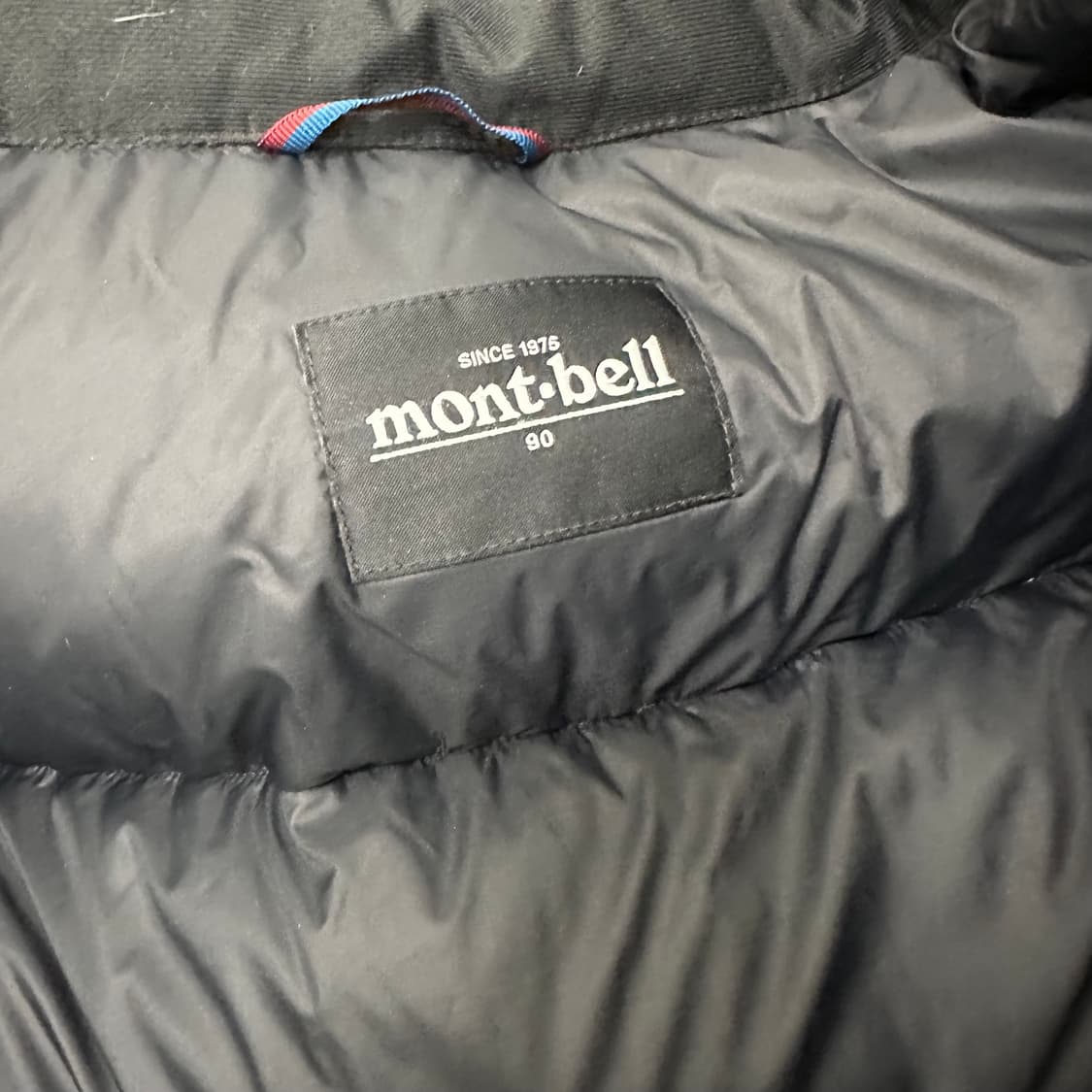 몽벨 여성 덕다운 롱패딩 블랙 90(S) 상품이미지8