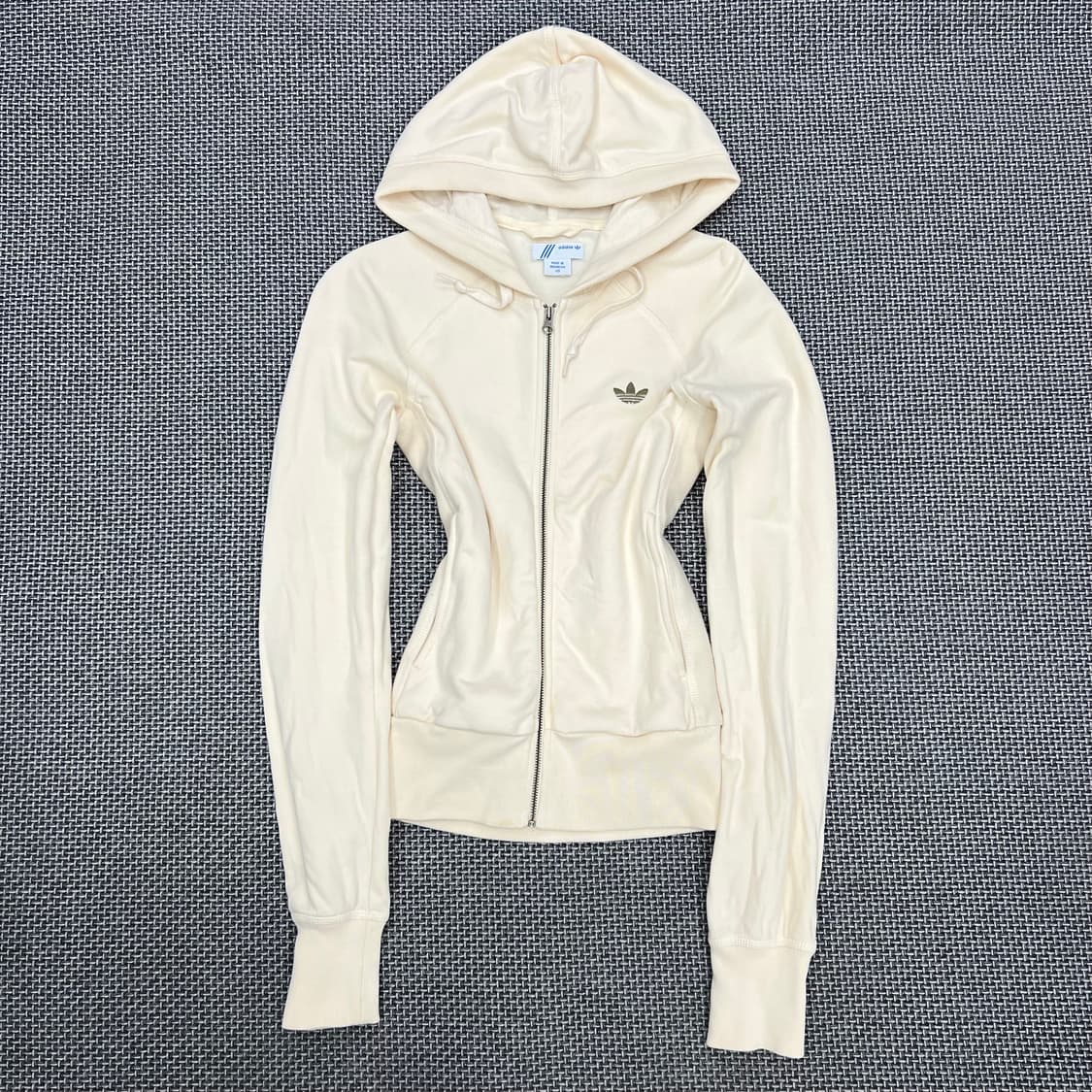 착샷O 아디다스 버터크림 딱붙 후드집업 상품이미지1