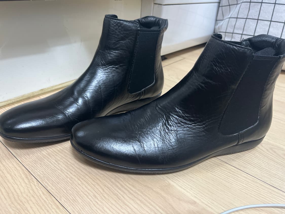 Prada leather  Boots 프라다 레더 첼시부츠 43 상품이미지1