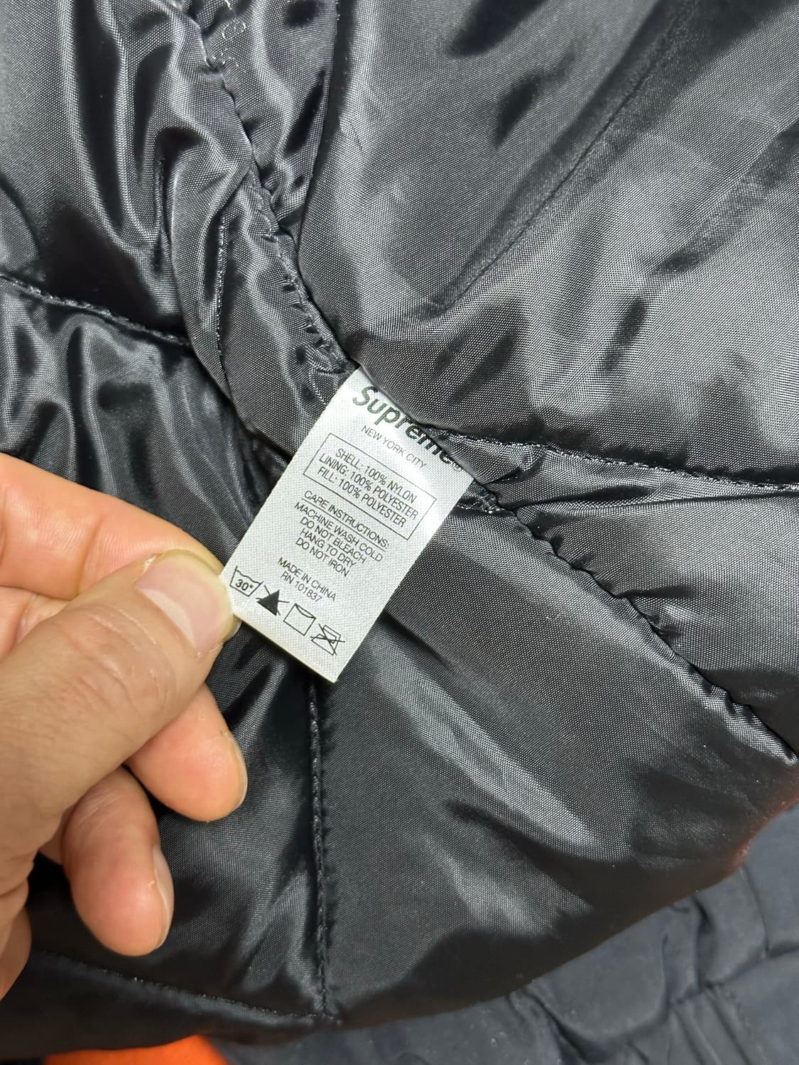 슈프림 후드패딩 상품이미지3